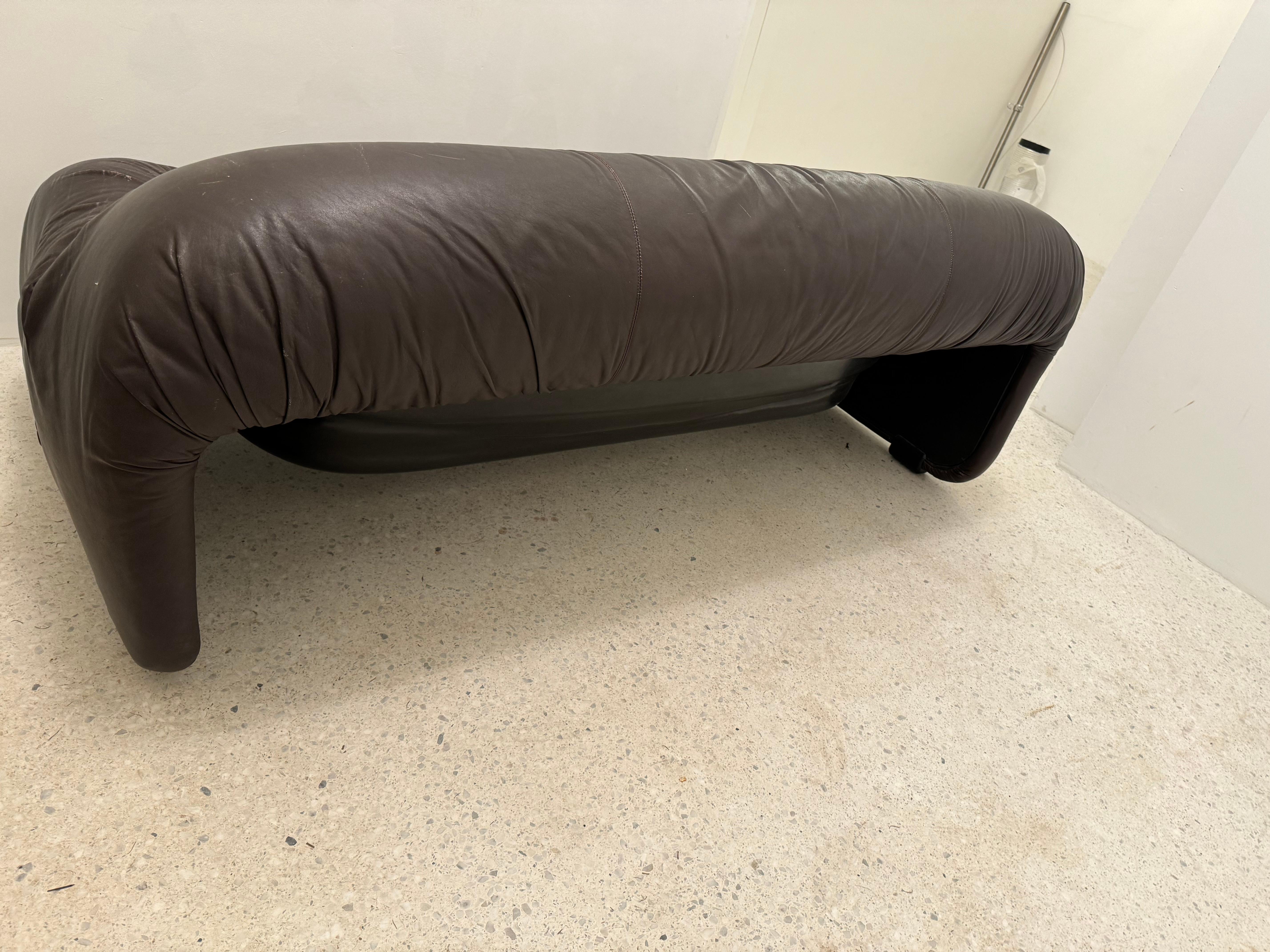 Leather Bonanza 2 seat sofa by Afra & Tobia Scarpa, for C&B, Italy, 1970's For Sale