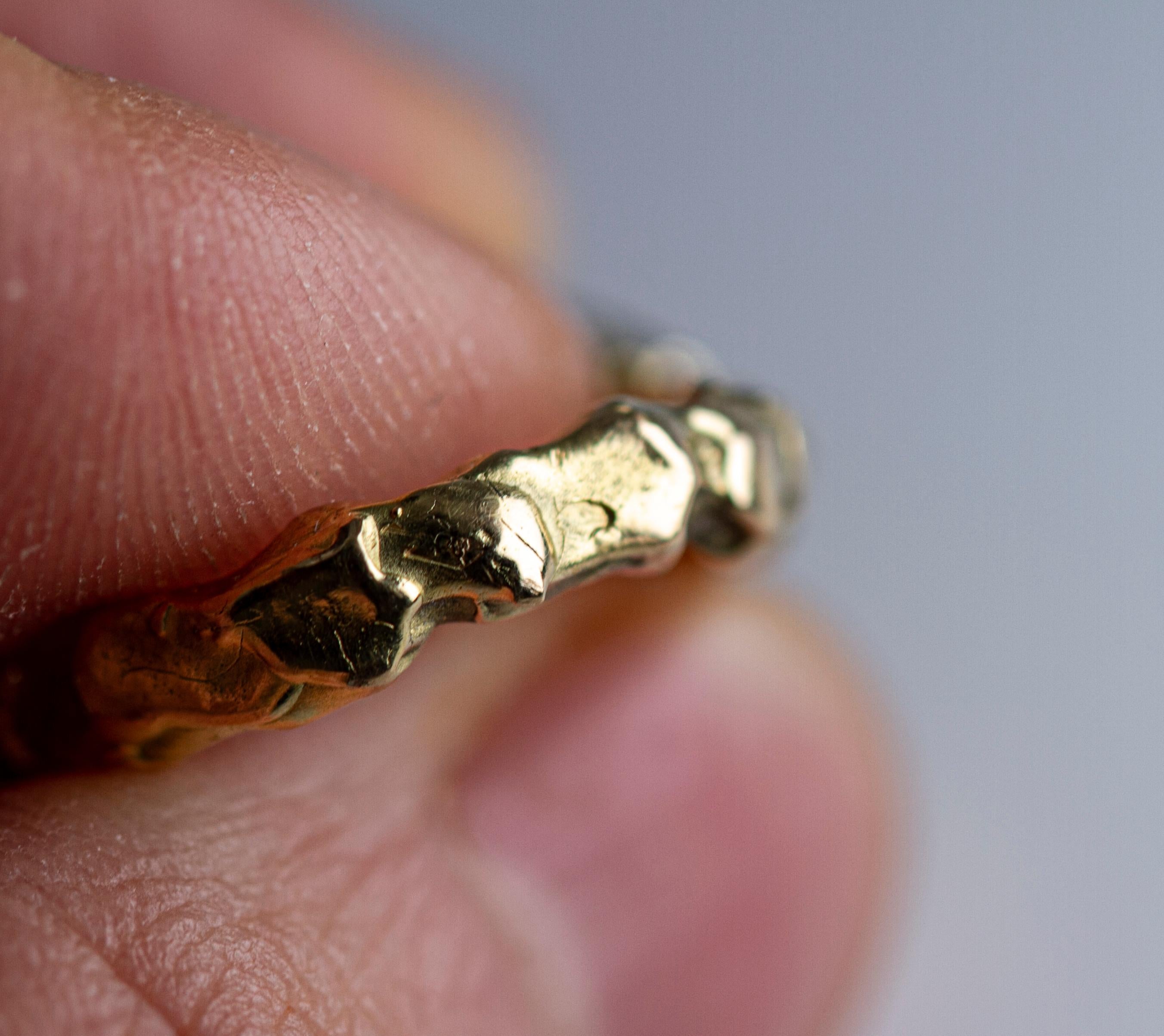 Ring „Bonbon Opale“ von Binliang Alexander Peng – Opal und 18 Karat Gold für Damen oder Herren im Angebot