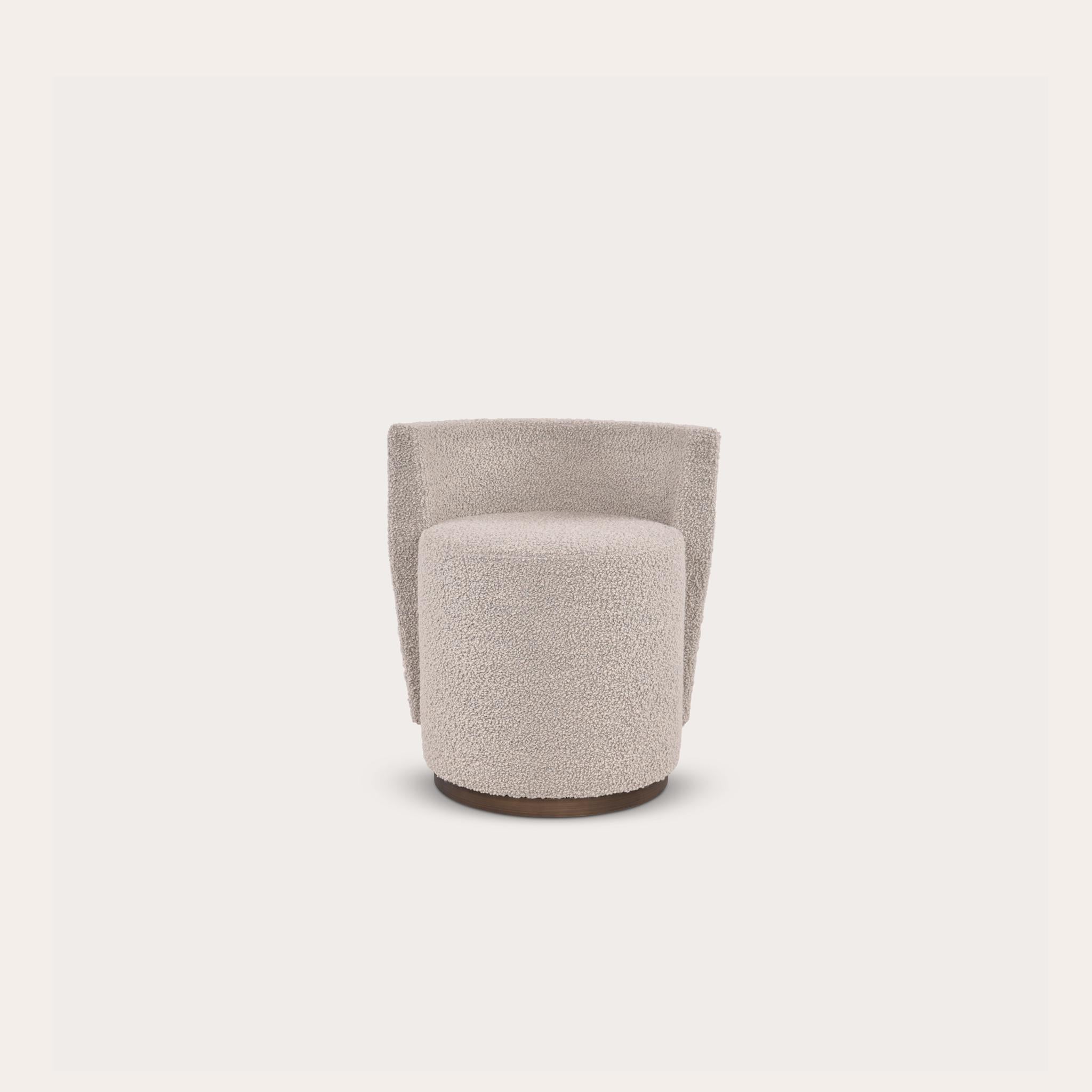 XXIe siècle et contemporain Tabouret Bond Street de Yabu Pushelberg avec base pivotante en laiton antique laqué en vente