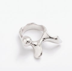Bone 02 Ring in Sterling Silver 925 by KARNEEVAL
