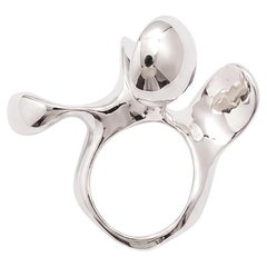 Anello "Bone 05" in argento sterling 925 di KARNEEVAL
