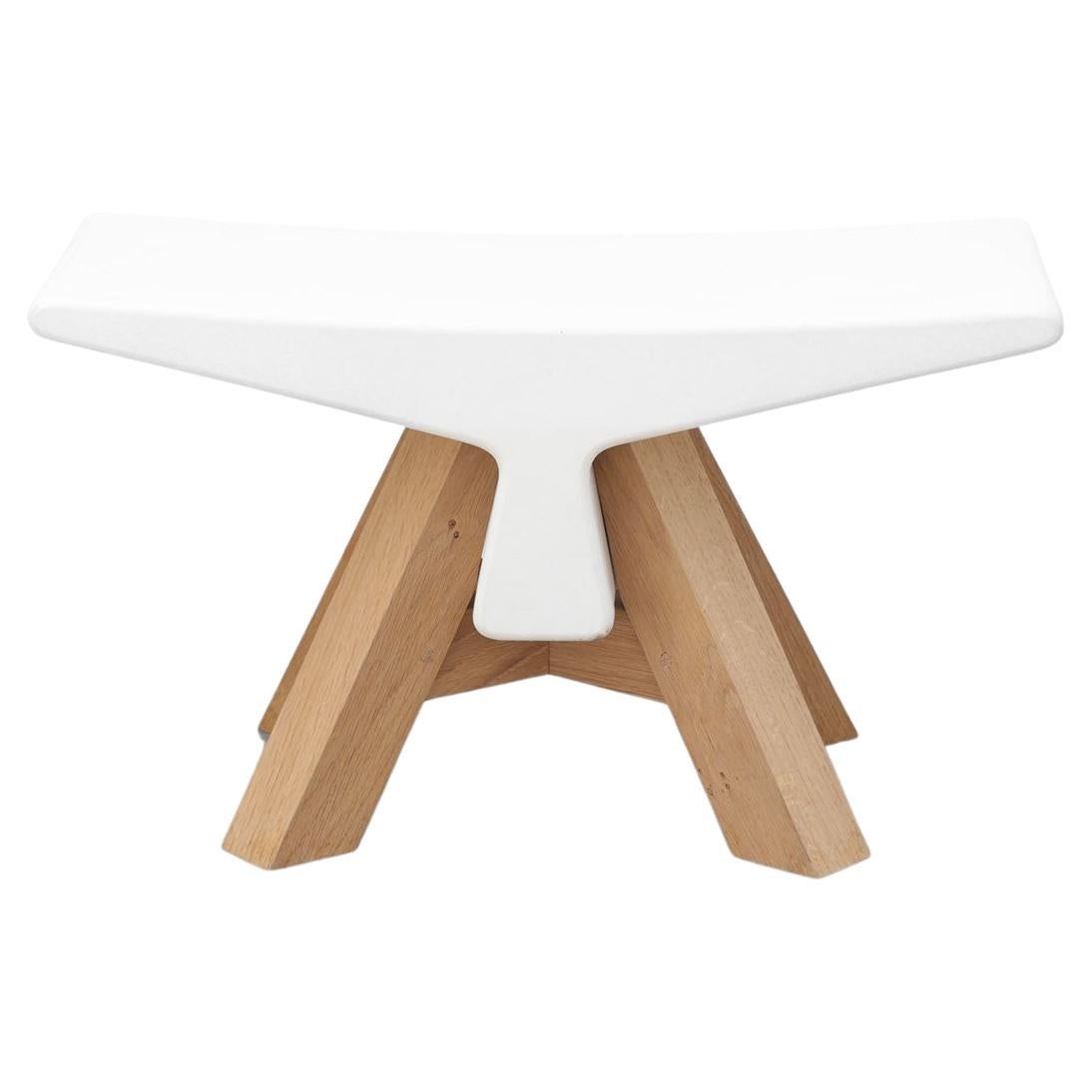 Tabouret Bone Ductal en chêne et béton blanc, YMER&MALTA, France en vente