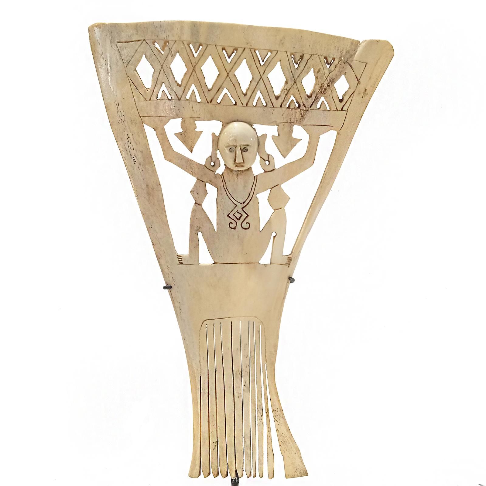 Hand-Carved  Bone Hair Comb, Indonesia, Mid 20th Century For Sale
