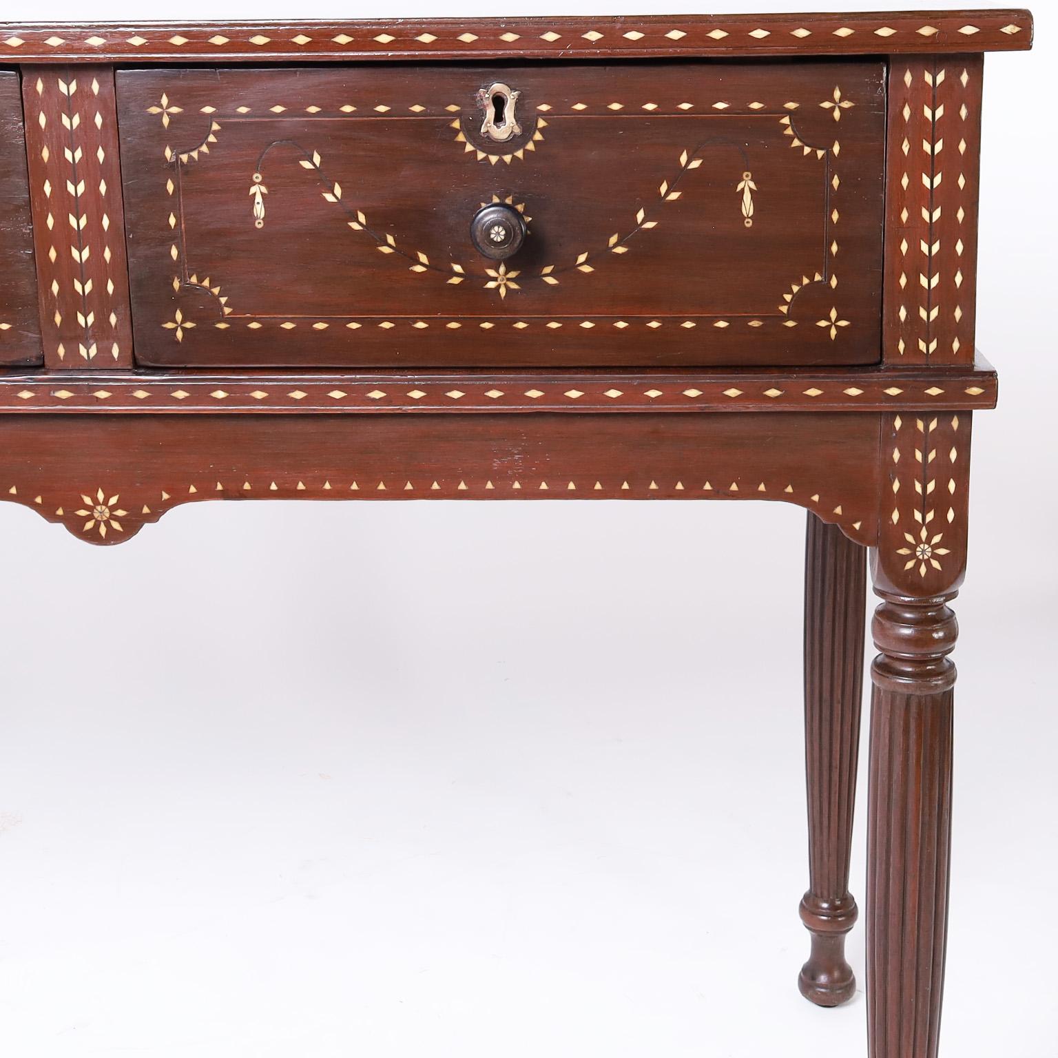 Bone Inlaid Filipino Server or Hunt Board In Good Condition In Palm Beach, FL