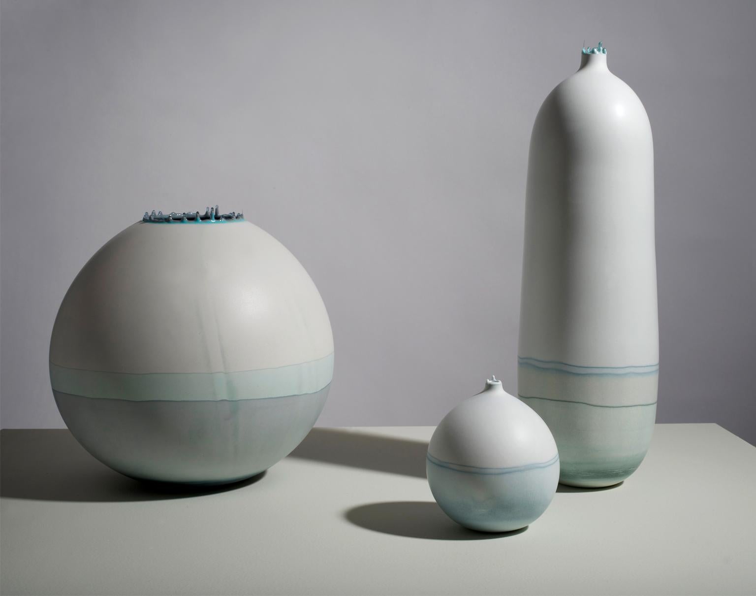 XXIe siècle et contemporain Vase Saturne à ombres os d'Elyse Graham en vente