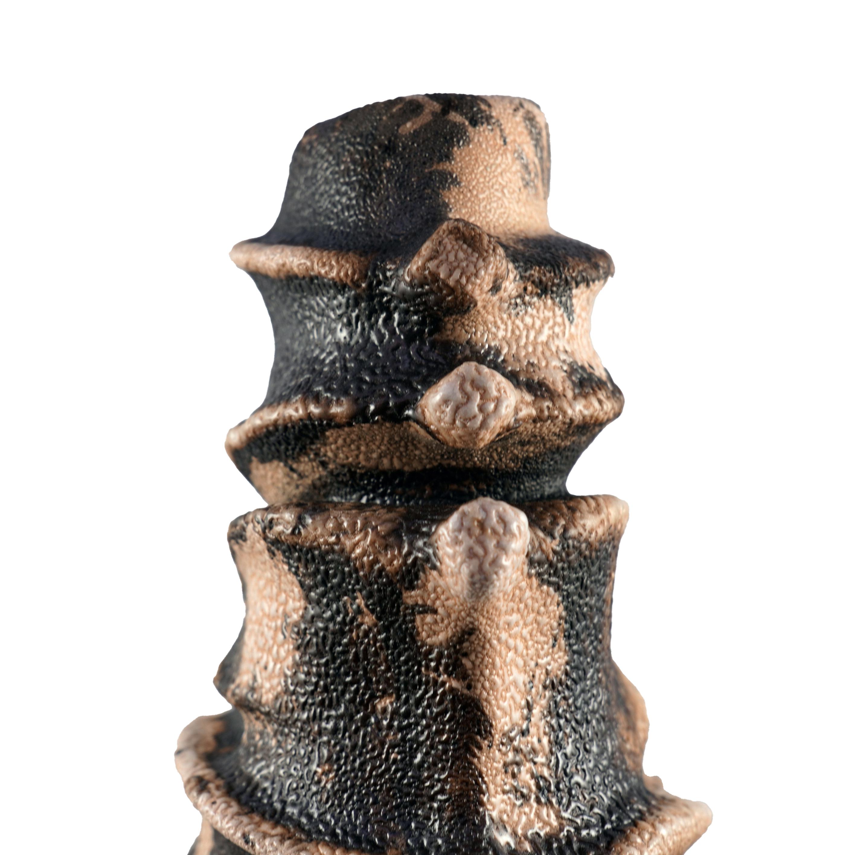 Cuit Série Bone n°3, collection Bones, sculpture en céramique raku d'Adil Ghani en vente