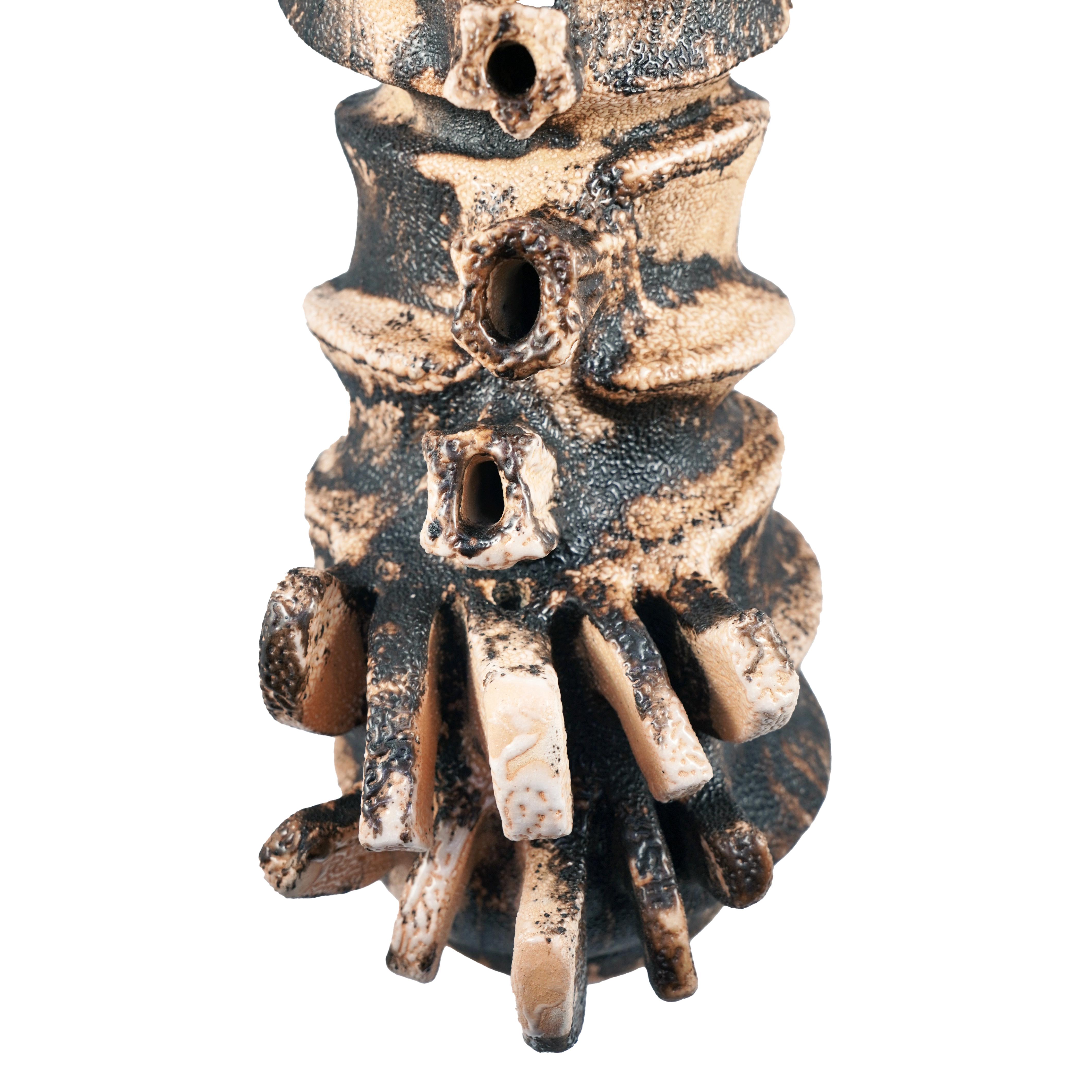 Cuit Série Bone n°4, collection Bones, sculpture en céramique raku d'Adil Ghani en vente