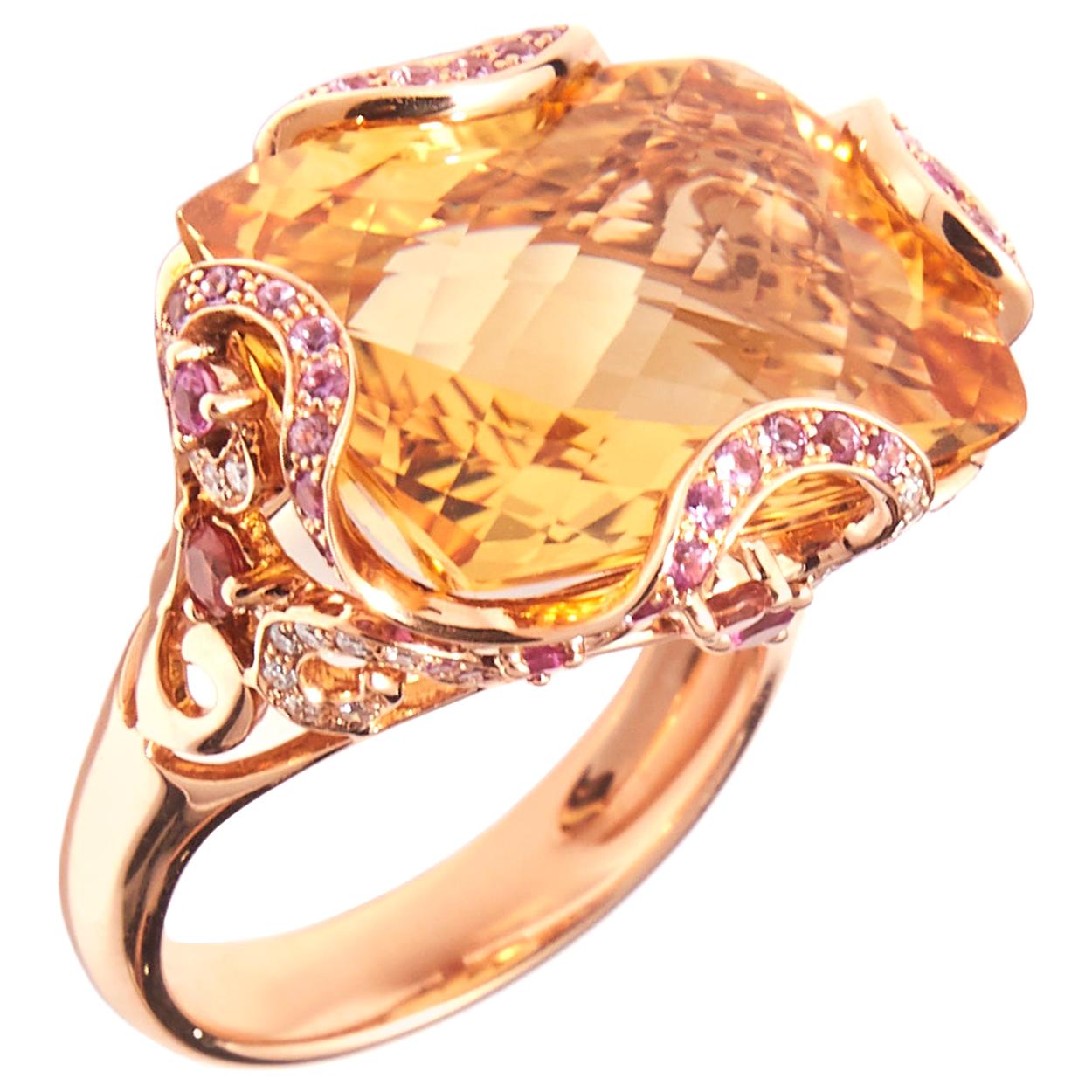Cushion Cut 18 Karat Rose Gold Ring with Smokey Quartz Diamonds and Pink Sapphire For Sale