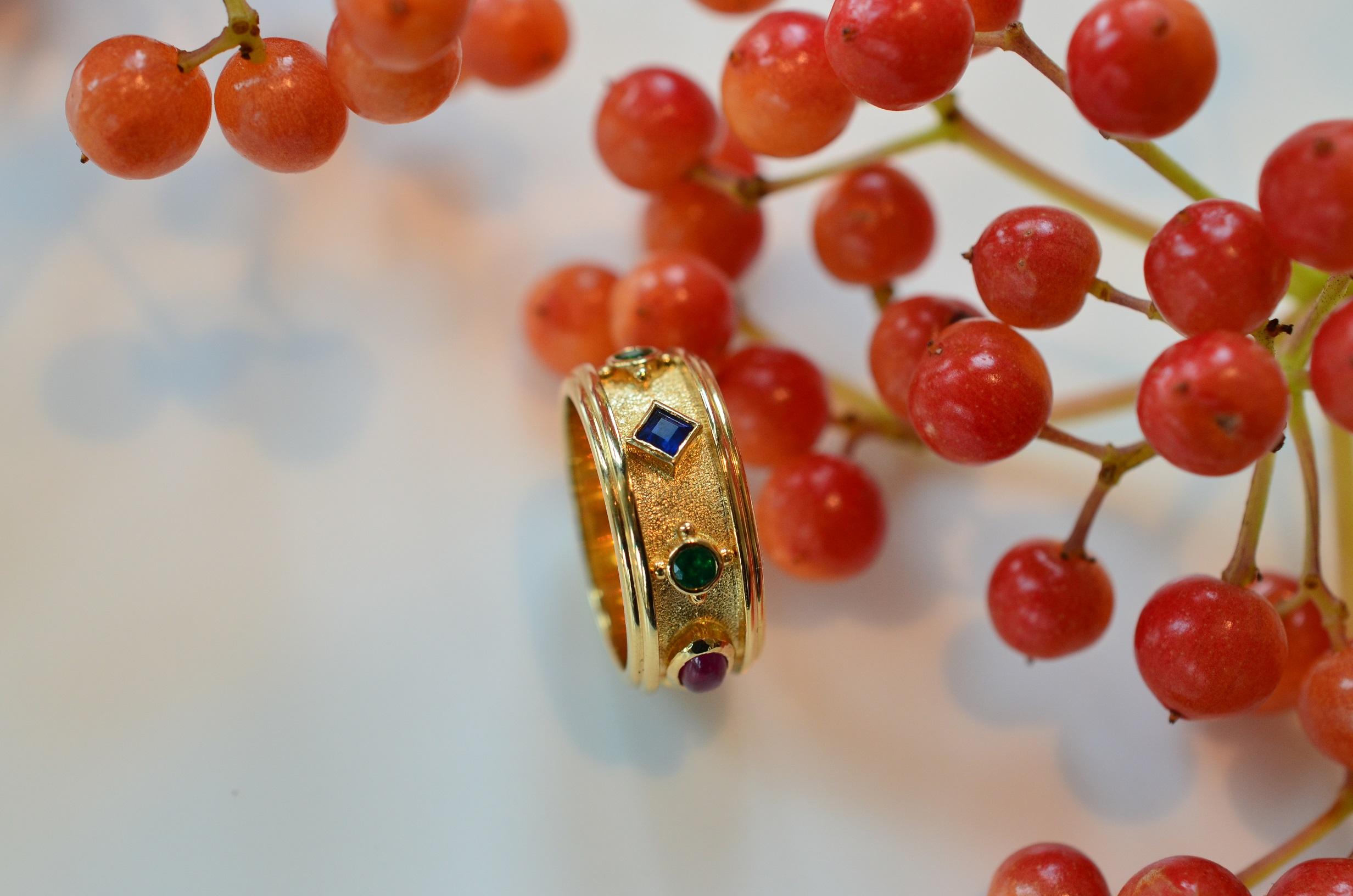 Bonebakker Dutch Royal Crown Band Ring 18 Karat Gold with Gemstones In New Condition For Sale In Amsterdam, NL