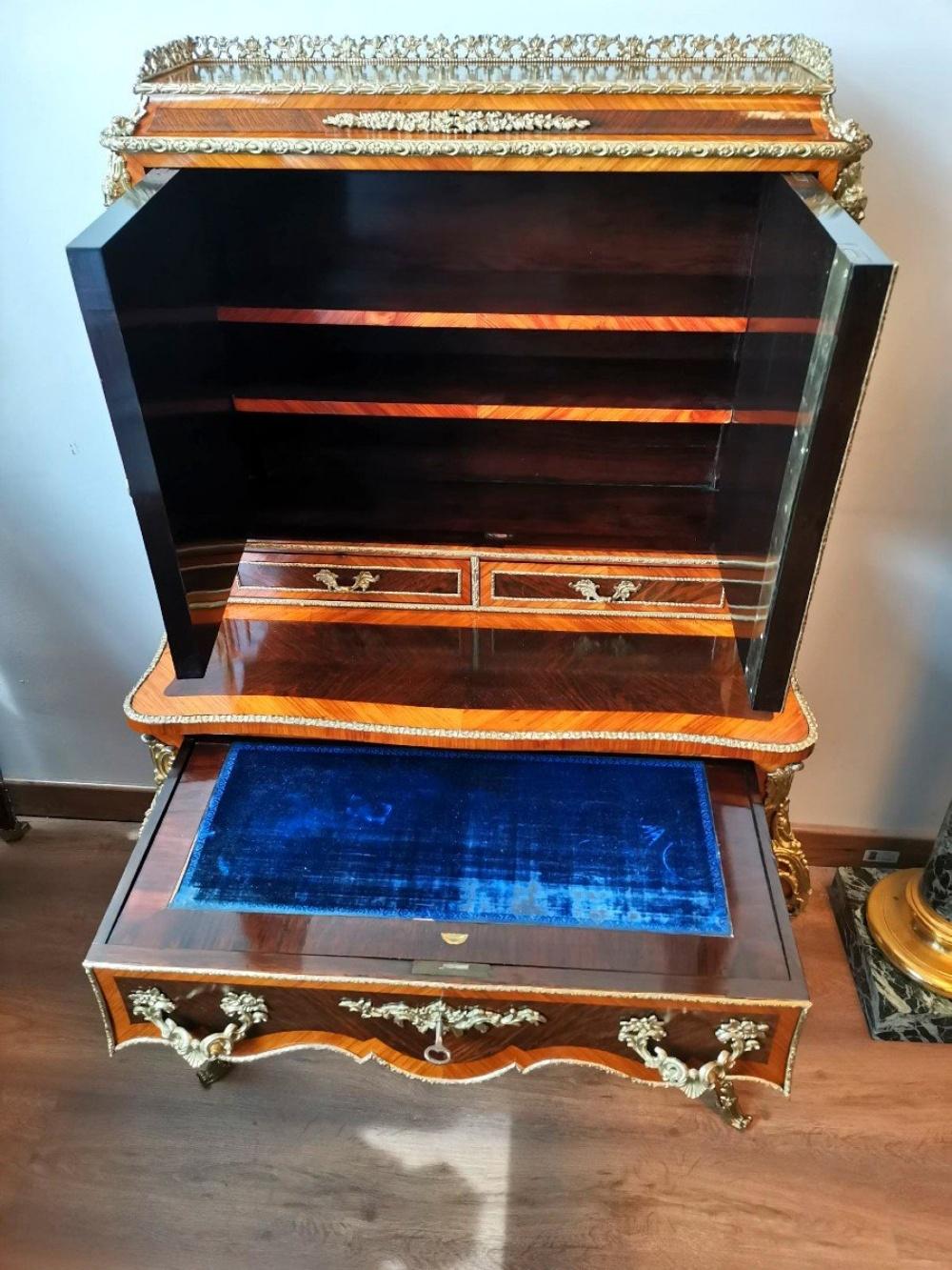 Bonheur Du Jour Desk Napoleon III Period 19th Century Wood Hand Crafted For Sale 2