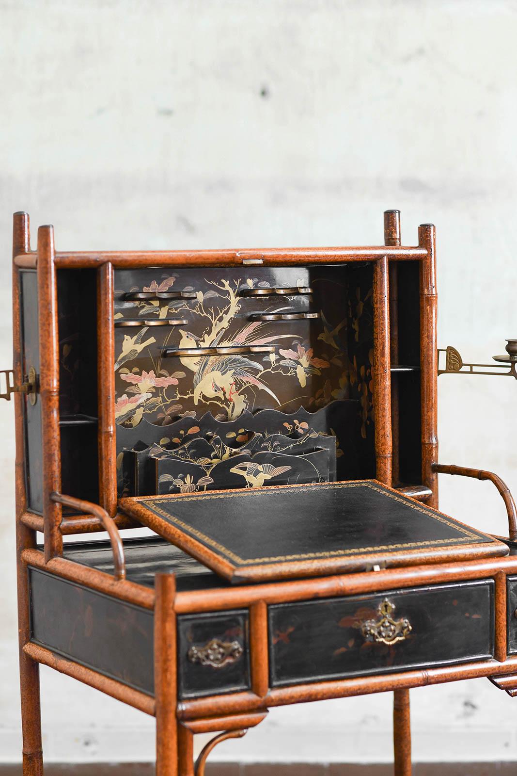 Bonheur du Jour in Bamboo, in the style of Perret & Viber France Late 19th c. In Good Condition In Roma, RM
