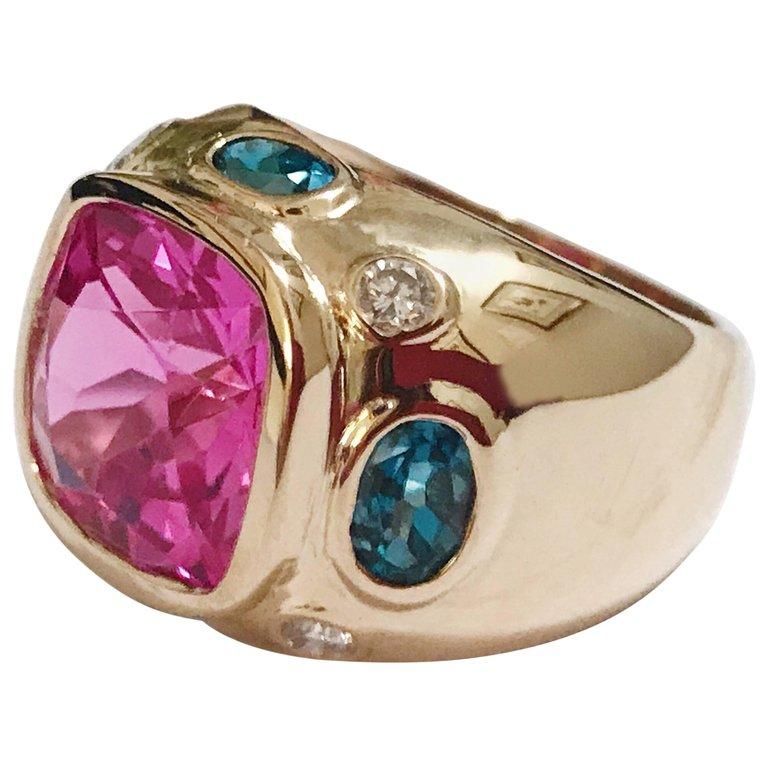Bonheur Ring, Blue Topaz and Pink Topaz and Diamond Yellow Gold Domed Ring For Sale 1