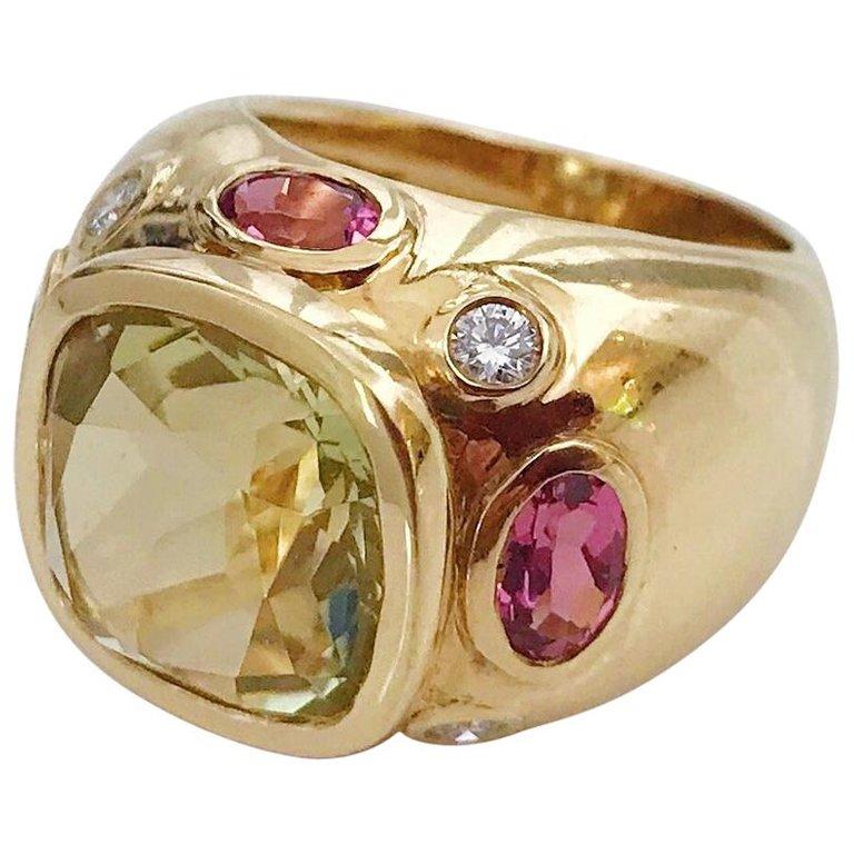 Bonheur Ring, Pink Topaz and Blue Topaz and Diamond Yellow Gold Domed Ring For Sale 2