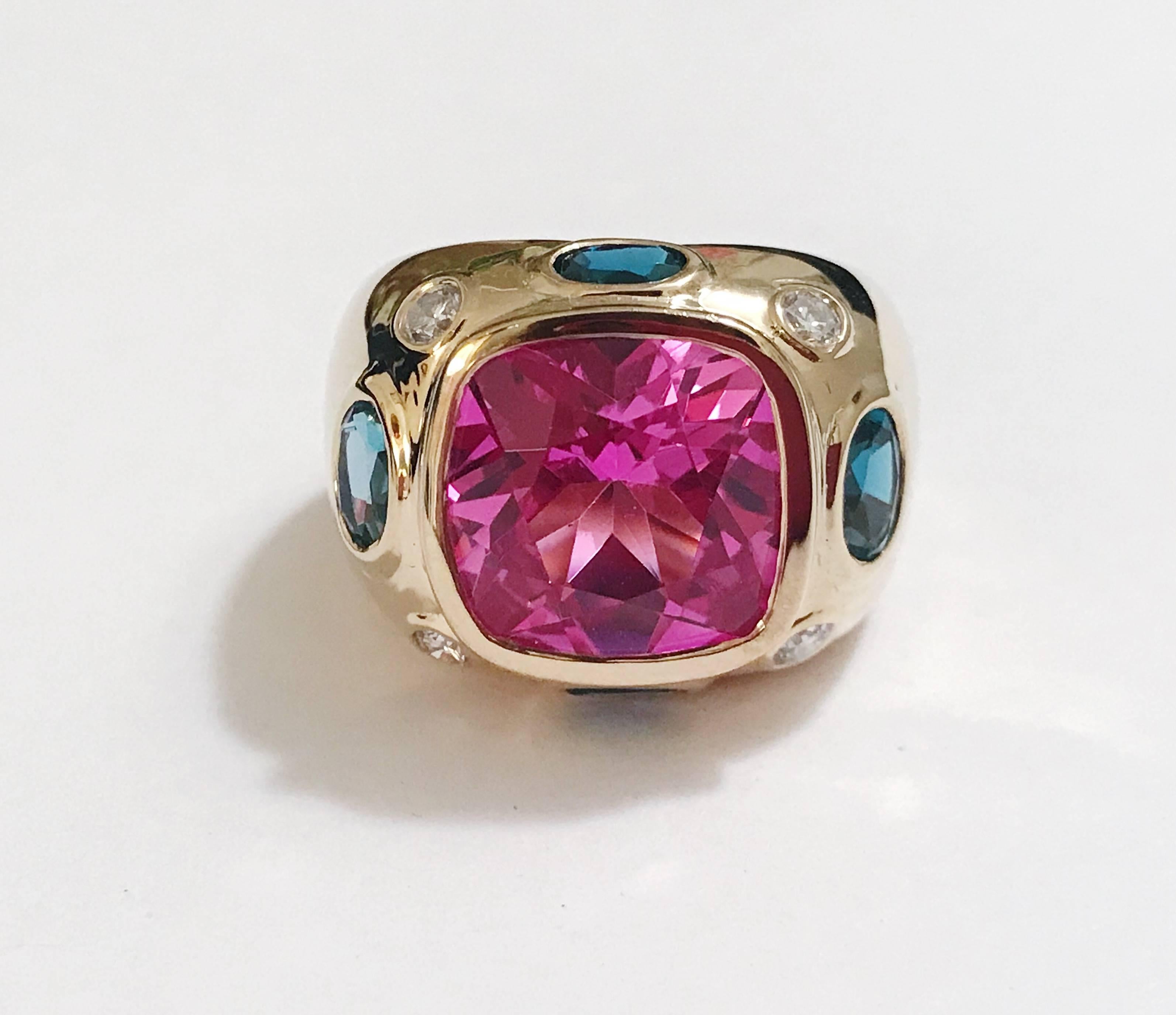Bonheur Ring, Pink Topaz and Blue Topaz and Diamond Yellow Gold Domed Ring In New Condition For Sale In New York, NY