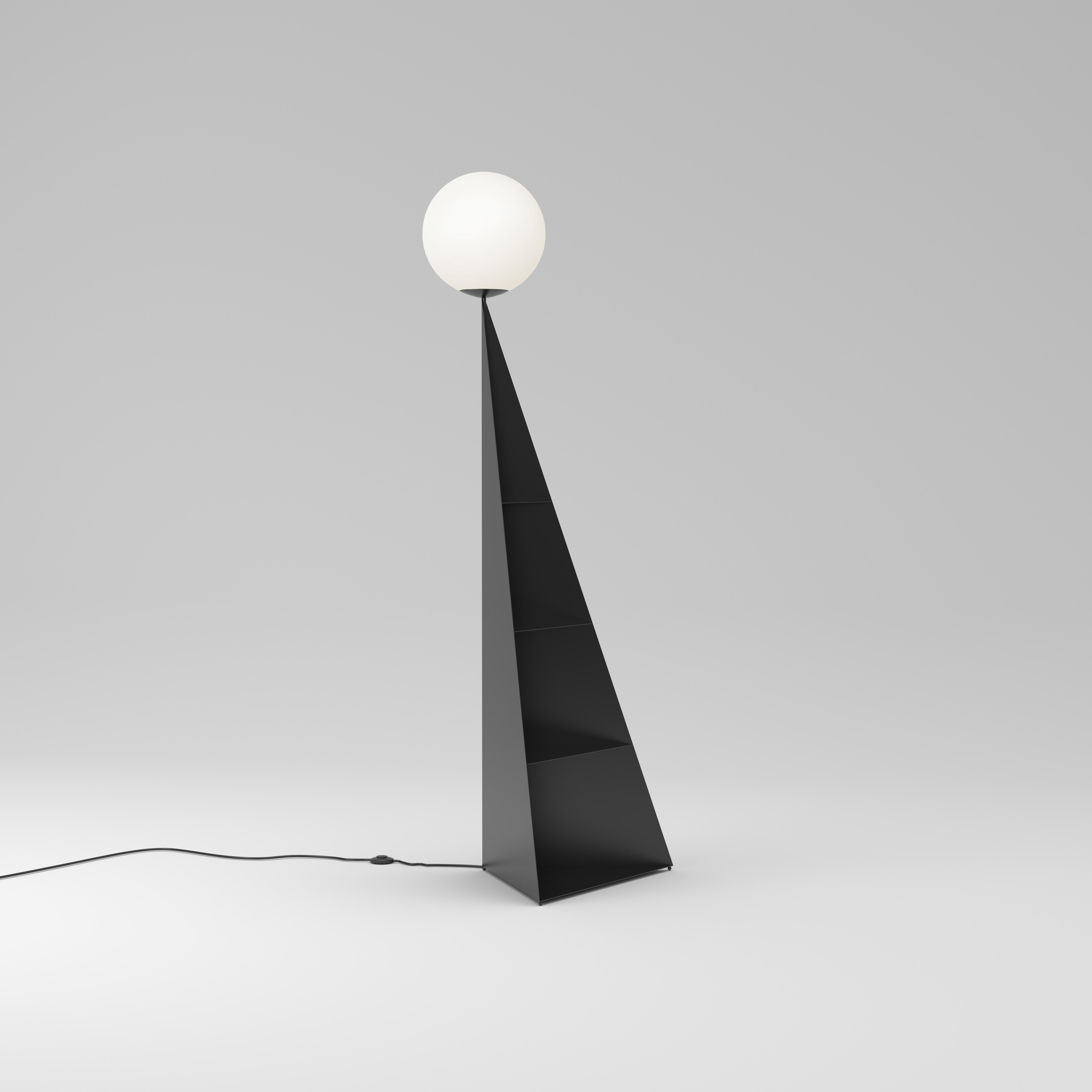 XXIe siècle et contemporain Lampadaire Bonhomme par Atelier Areti en vente