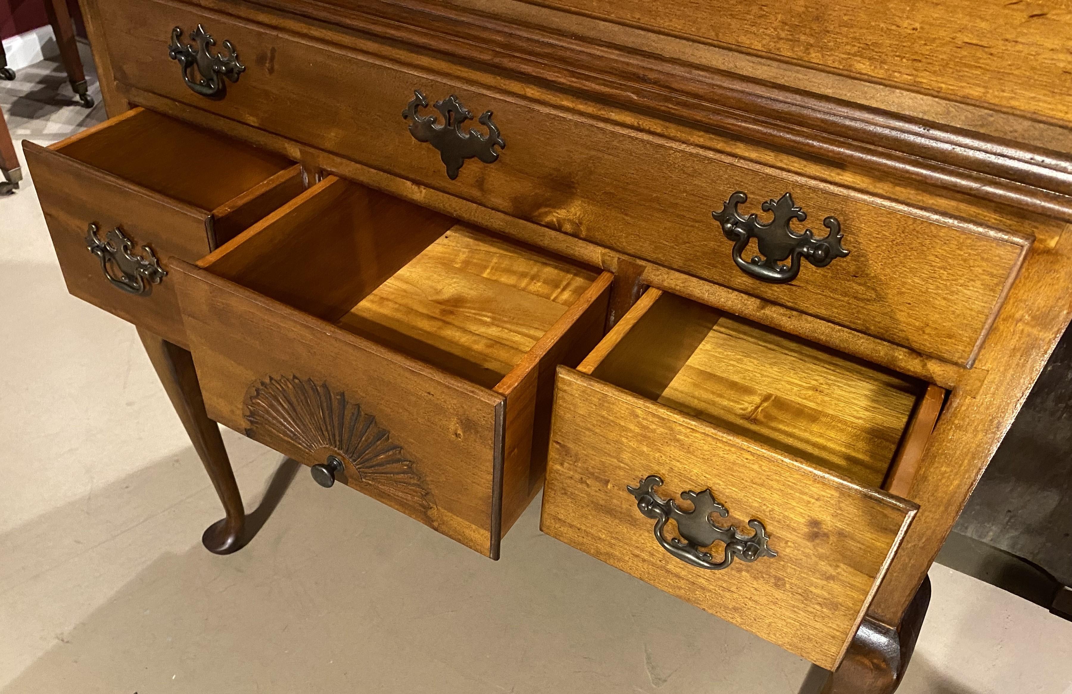 Bonnet Top Highboy with Pinwheel Carvings & Impressive Size For Sale 2