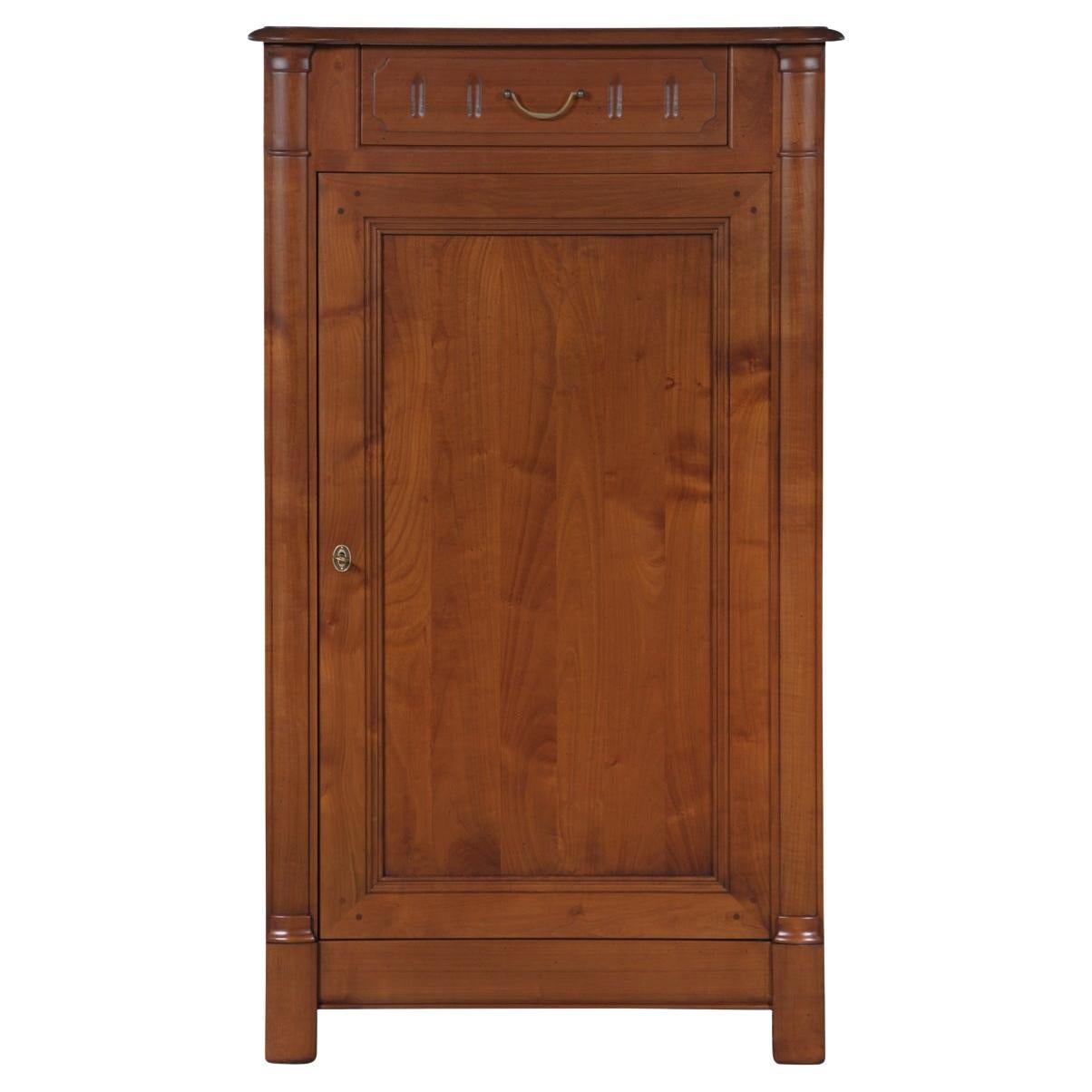 Bonnetiere-Schrank aus massivem Kirschbaumholz, TRADITION Französischer Landhausstil im Angebot