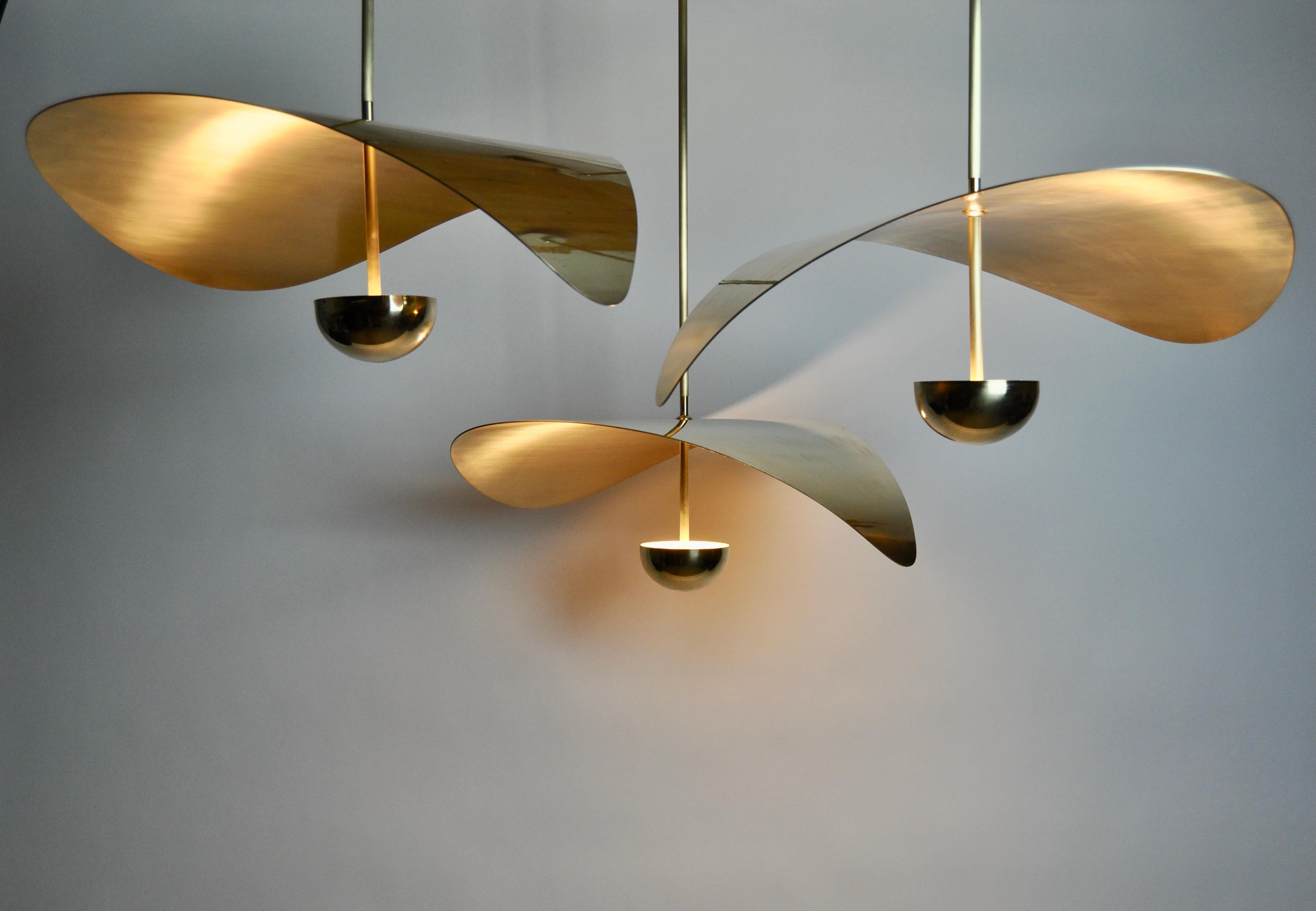 Bonnie 5 Contemporary LED Chandelier, Solid Brass or Nickel, Handmade/finished In New Condition For Sale In Torslanda, SE