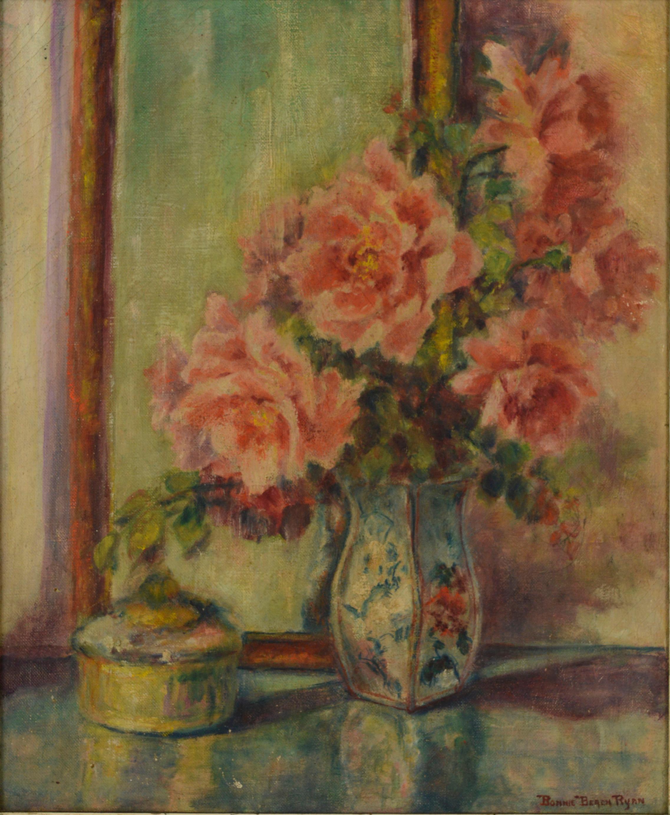 Roses mit Vase Stillleben von Bonnie Beach Ryan  im Angebot 1