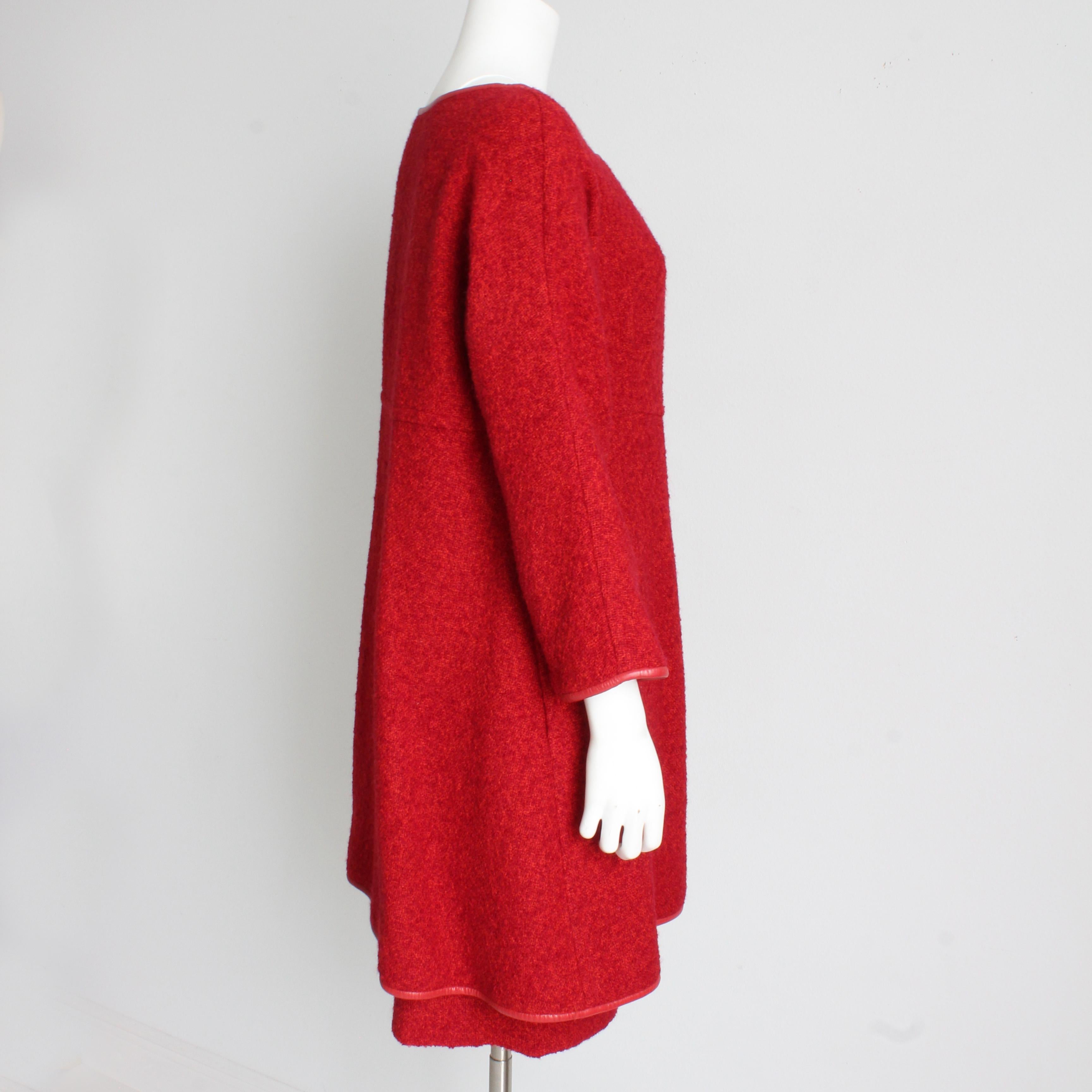 Bonnie Cashin Coat Skirt Suit 2pc Set Cherry Boucle Wool Leather Trim Vintage In Good Condition For Sale In Port Saint Lucie, FL