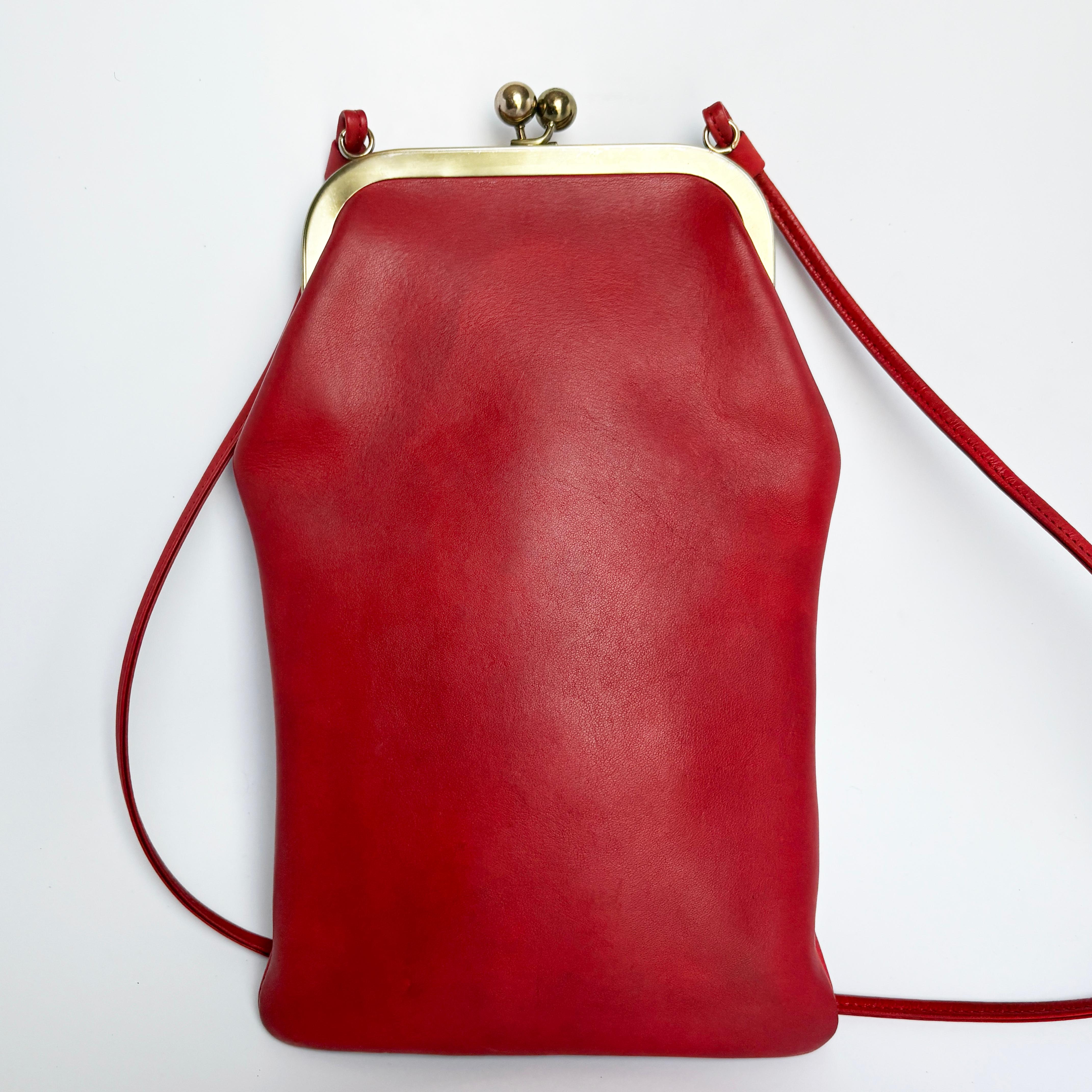 Bonnie Cashin für Coach Swinger Tasche mit doppeltem Rahmen und Kissenschloss aus rotem Leder Vintage im Angebot 7