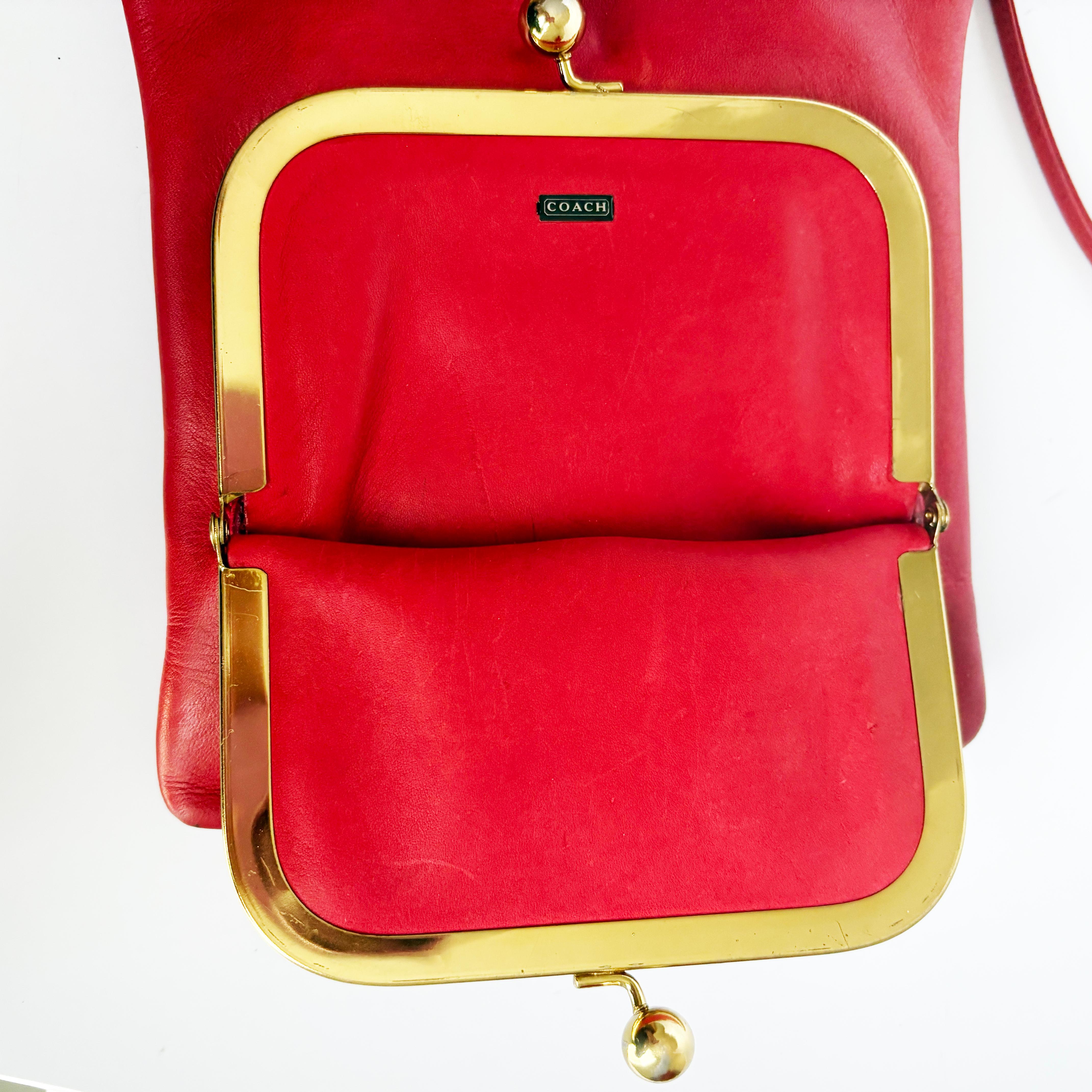 Bonnie Cashin für Coach Swinger Tasche mit doppeltem Rahmen und Kissenschloss aus rotem Leder Vintage im Angebot 10