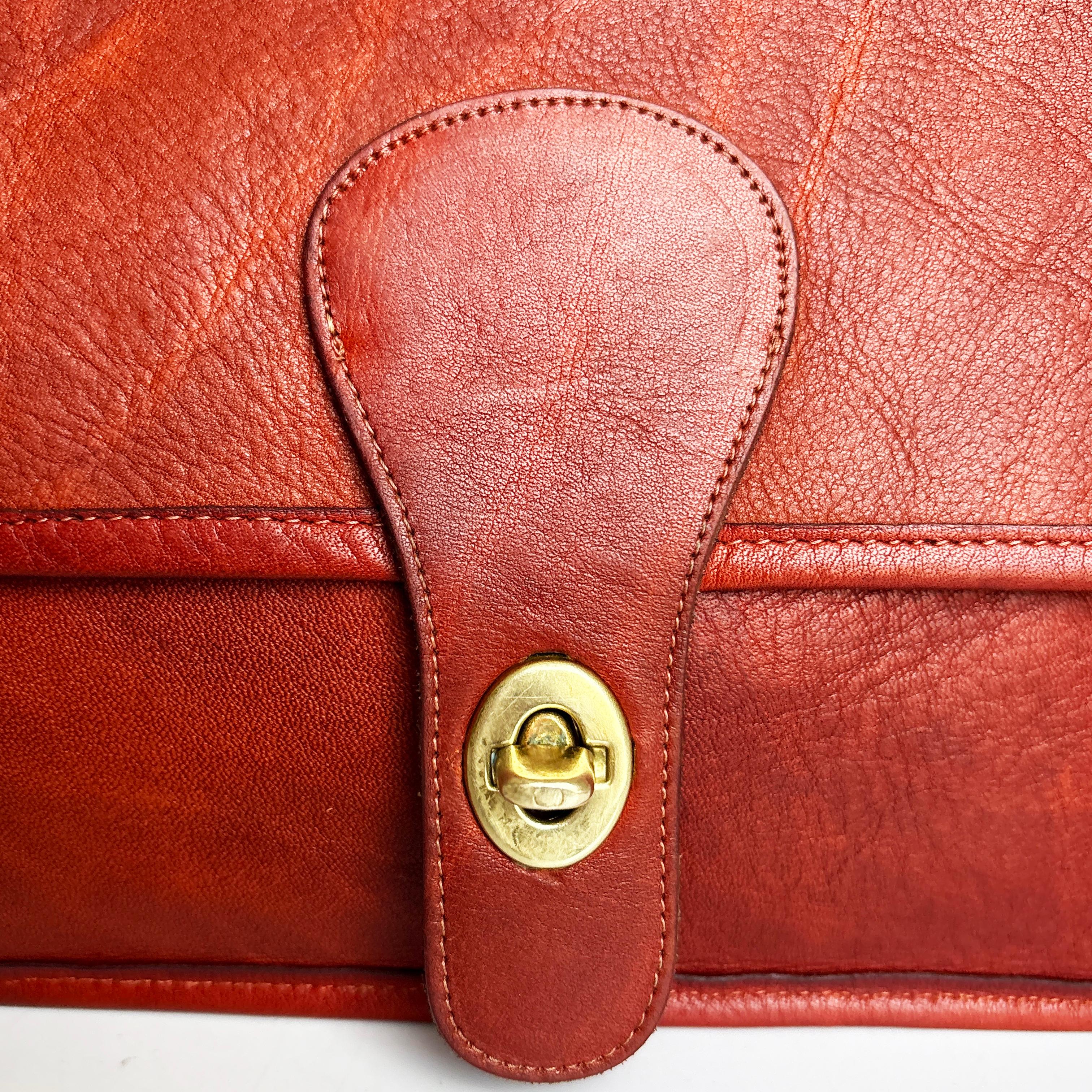 Bonnie Cashin für Coach Twin Clutch Bag RARE Rust Leder Early 70s Umhängetasche (Rot) im Angebot