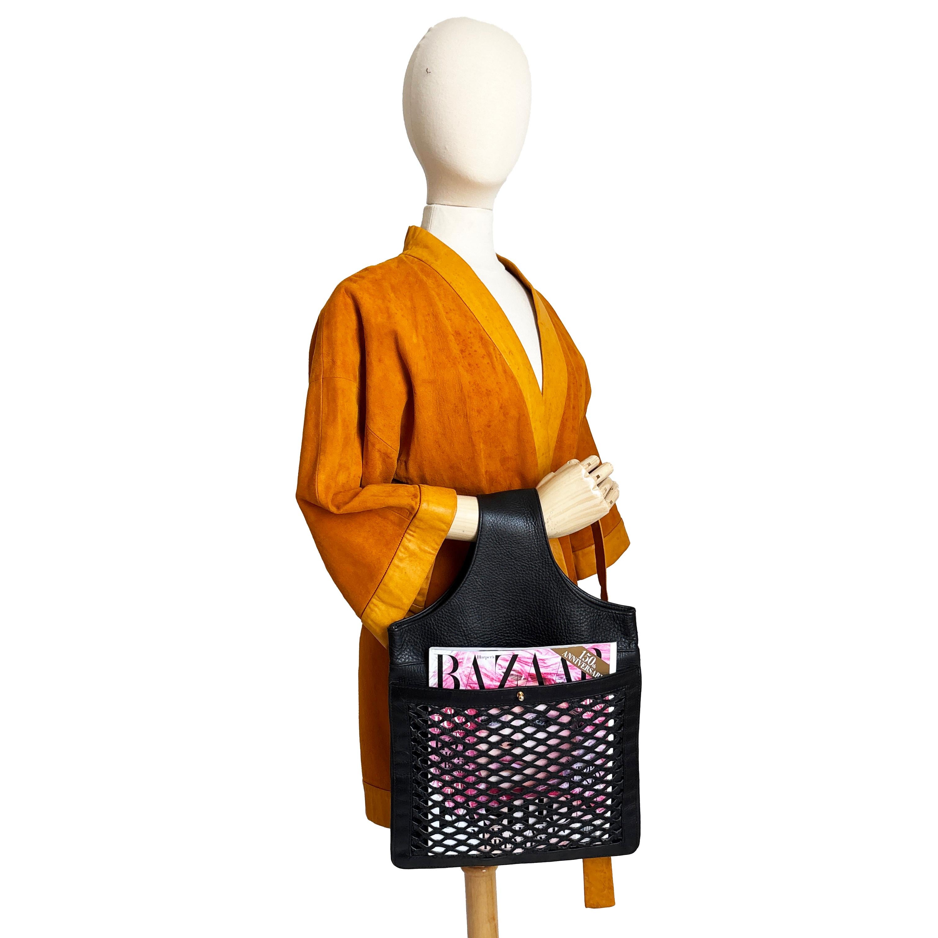 Bonnie Cashin para Meyers Bolsa bandolera Piel negra Bolsillo enrejado Raros años 70 Vintage en Excelente estado para la venta en Port Saint Lucie, FL