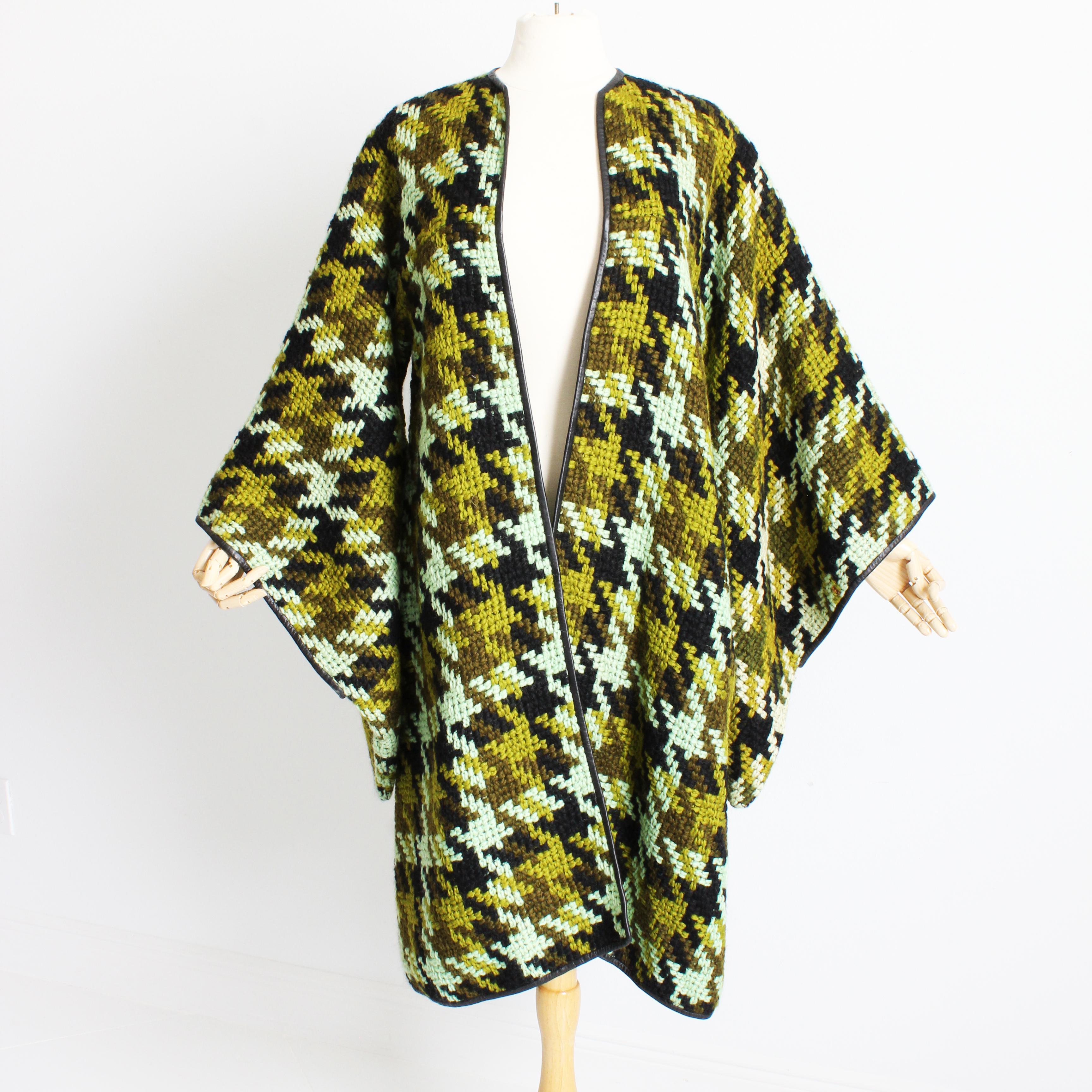 Bonnie Cashin for Sills 1960s Bouclé Knit Coat Oversized Trailing Sleeves Rare in vendita 7