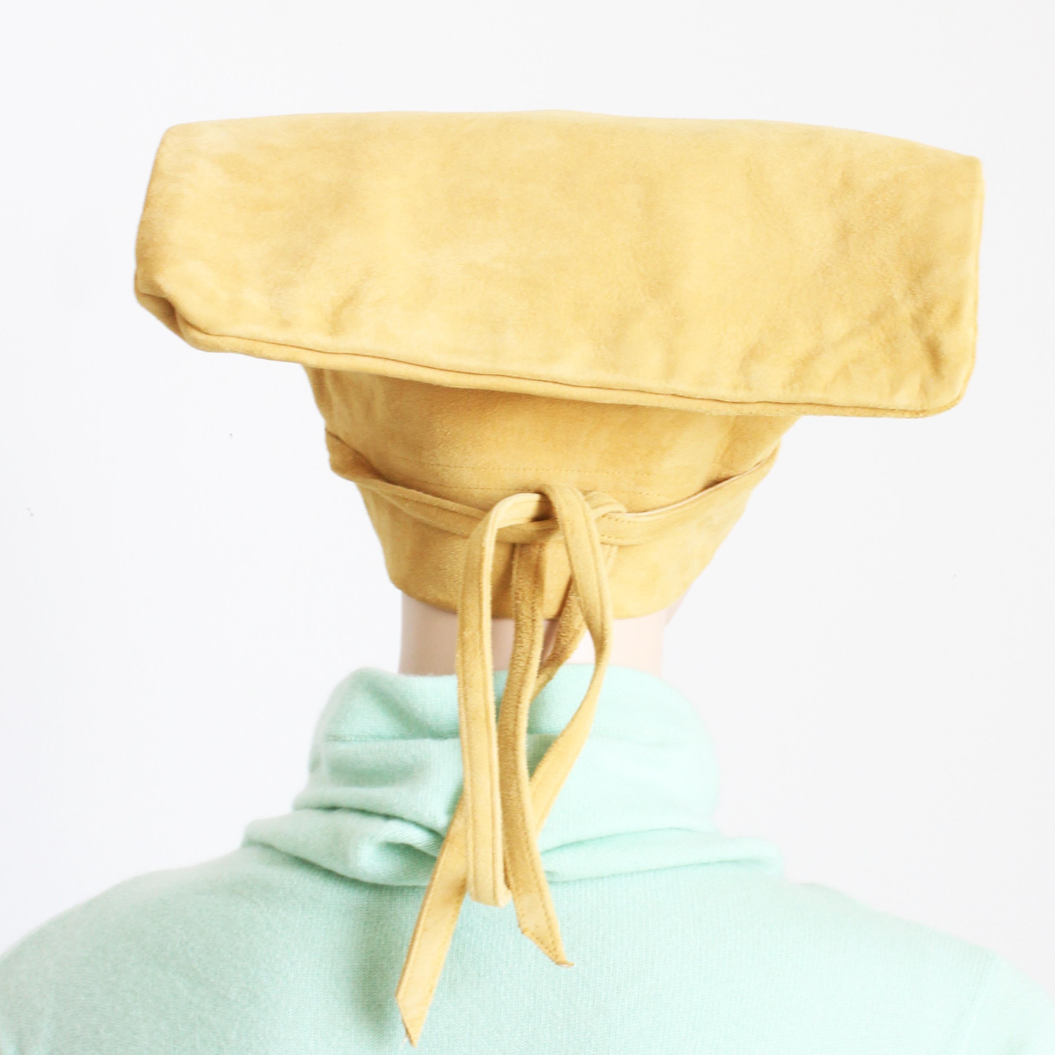 Bonnie Cashin for Sills Bag Hat Suede Leather Accessory Rare Vintage 60s Mod OS For Sale 3