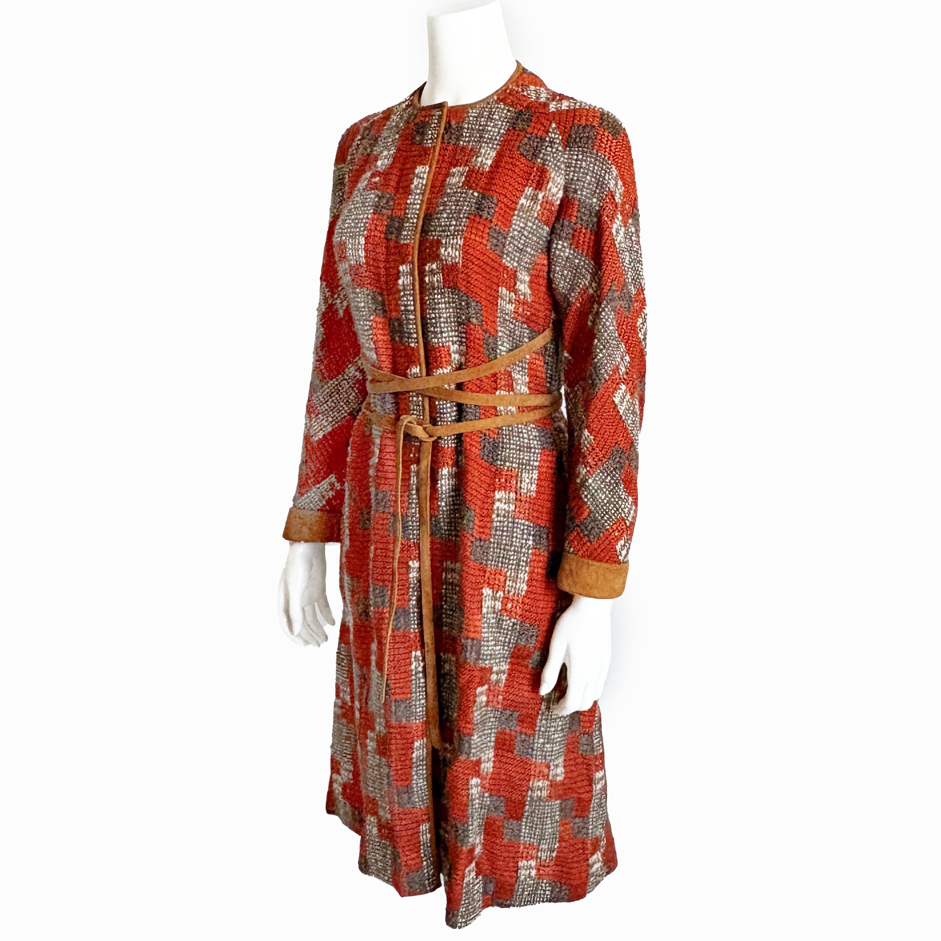 Women's Bonnie Cashin for Sills Coat Abstract Tweed Knit Suede Trim Tie Wrap Waist 60s For Sale