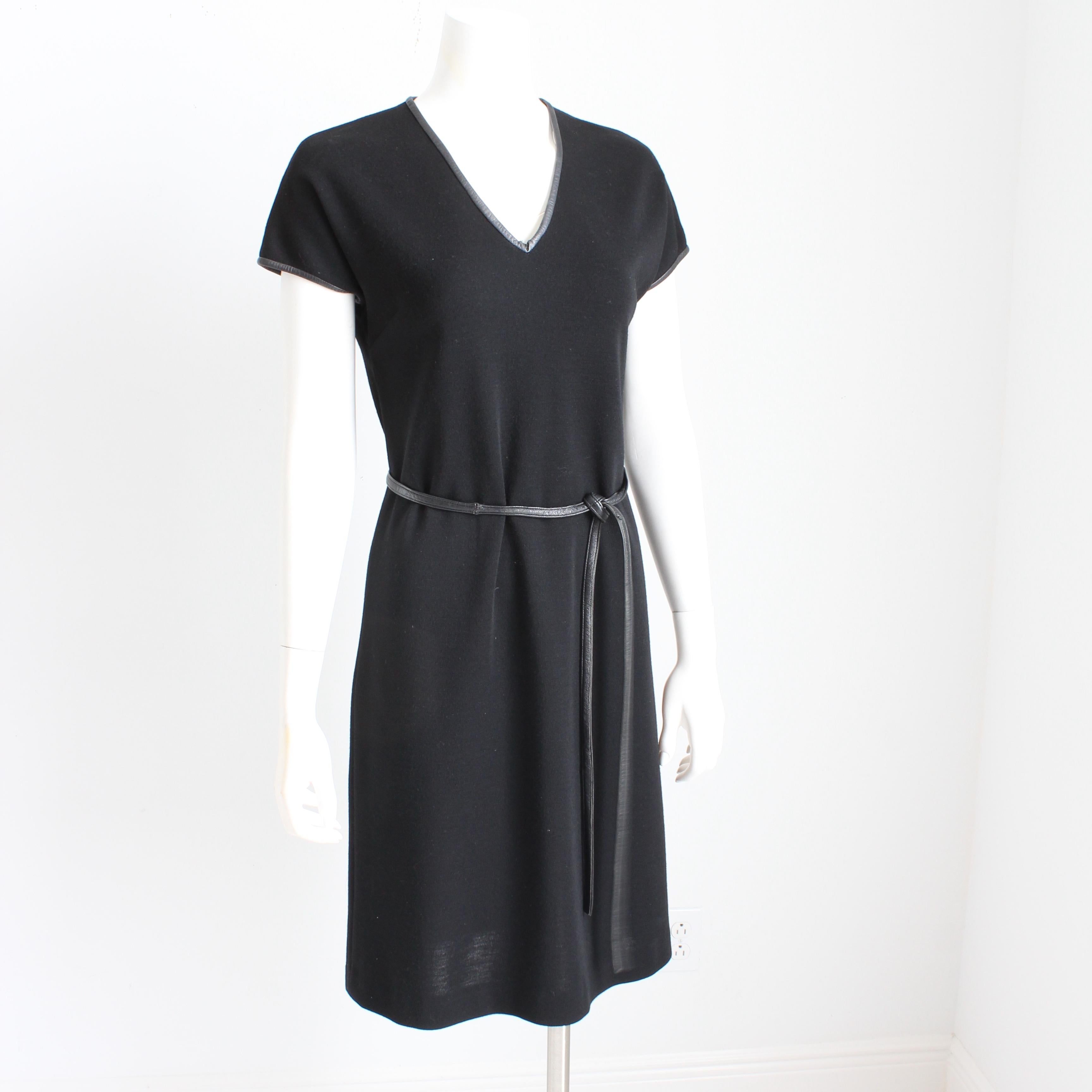Bonnie Cashin pour Sills Robe et ceinture Jersey de laine noir Garniture en cuir Vintage en vente 2