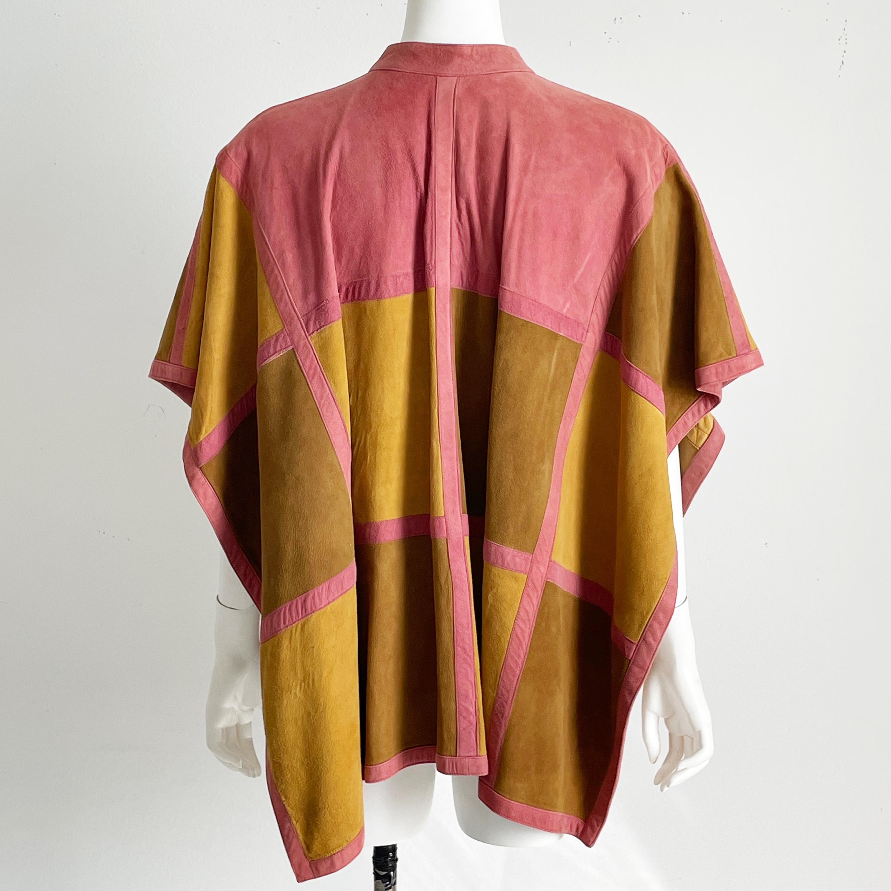 Bonnie Cashin for Sills Poncho cape en daim rose et olive patchwork vintage, années 70 en vente 4