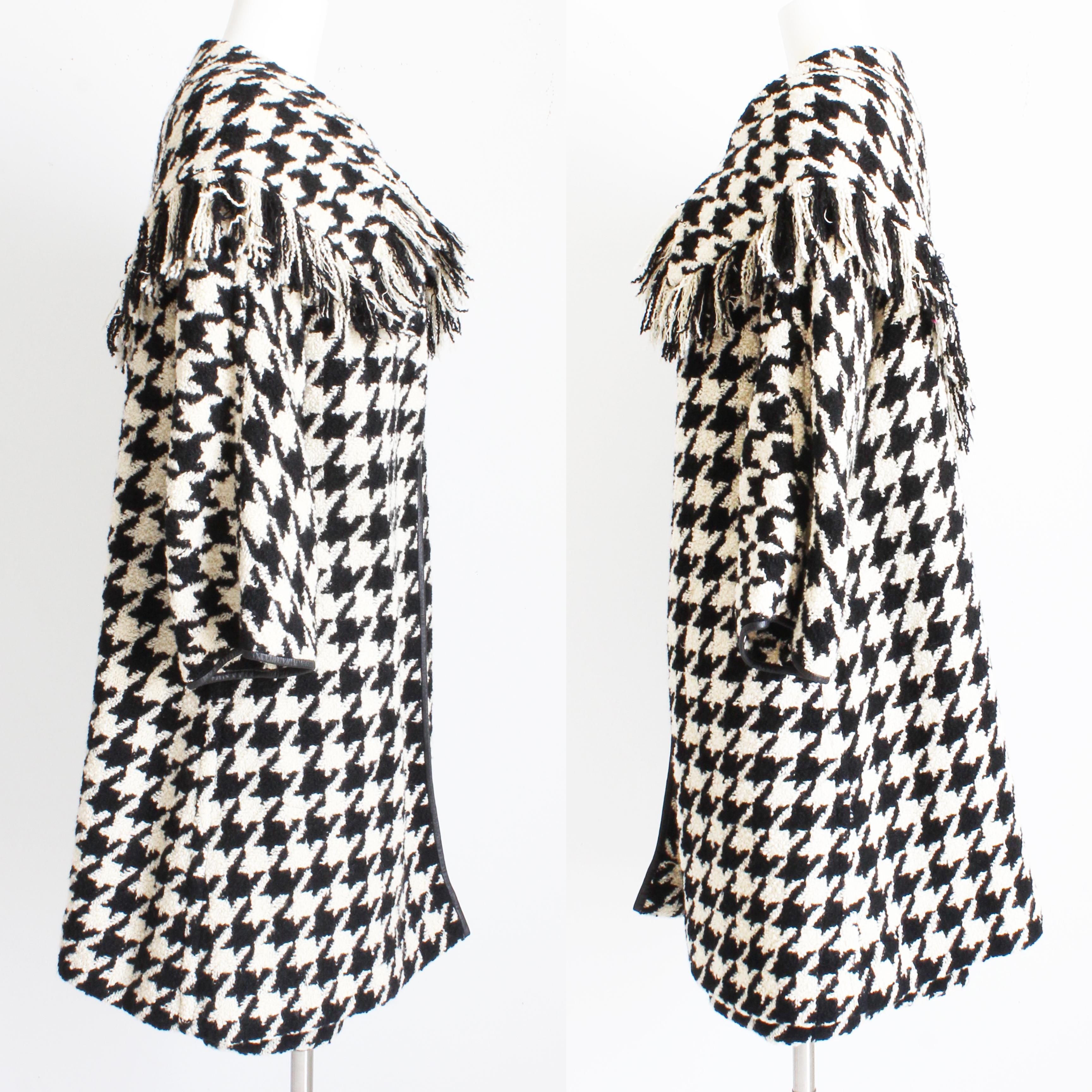 Bonnie Cashin Mantel und Rock Set Houndstooth Boucle Fransen 2pc Anzug Schal Kragen im Angebot 6