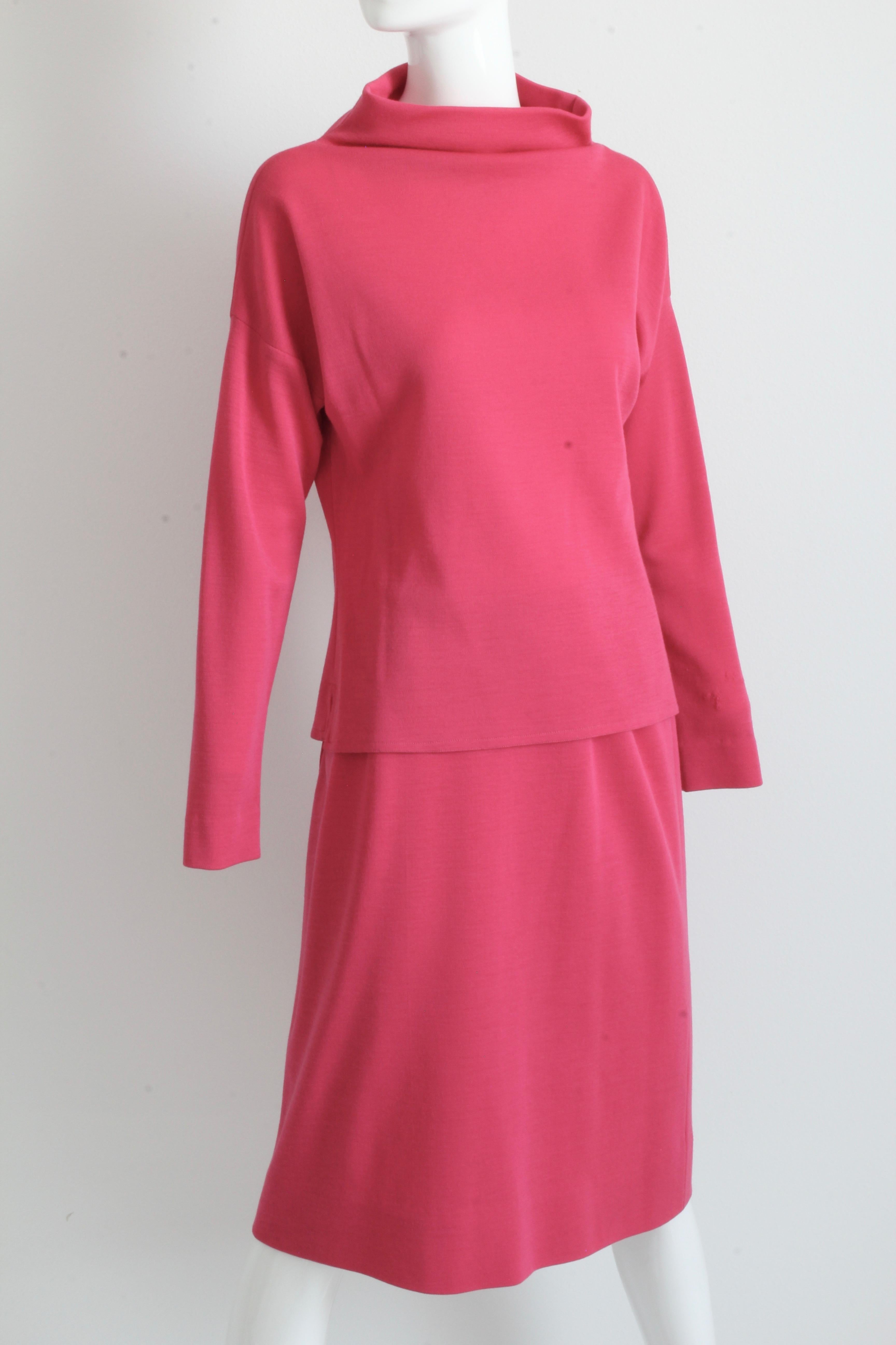 Bonnie Cashin Suit Pink Knit 2pc Set Raglan Top and Skirt Vintage 1960s For Sale 1