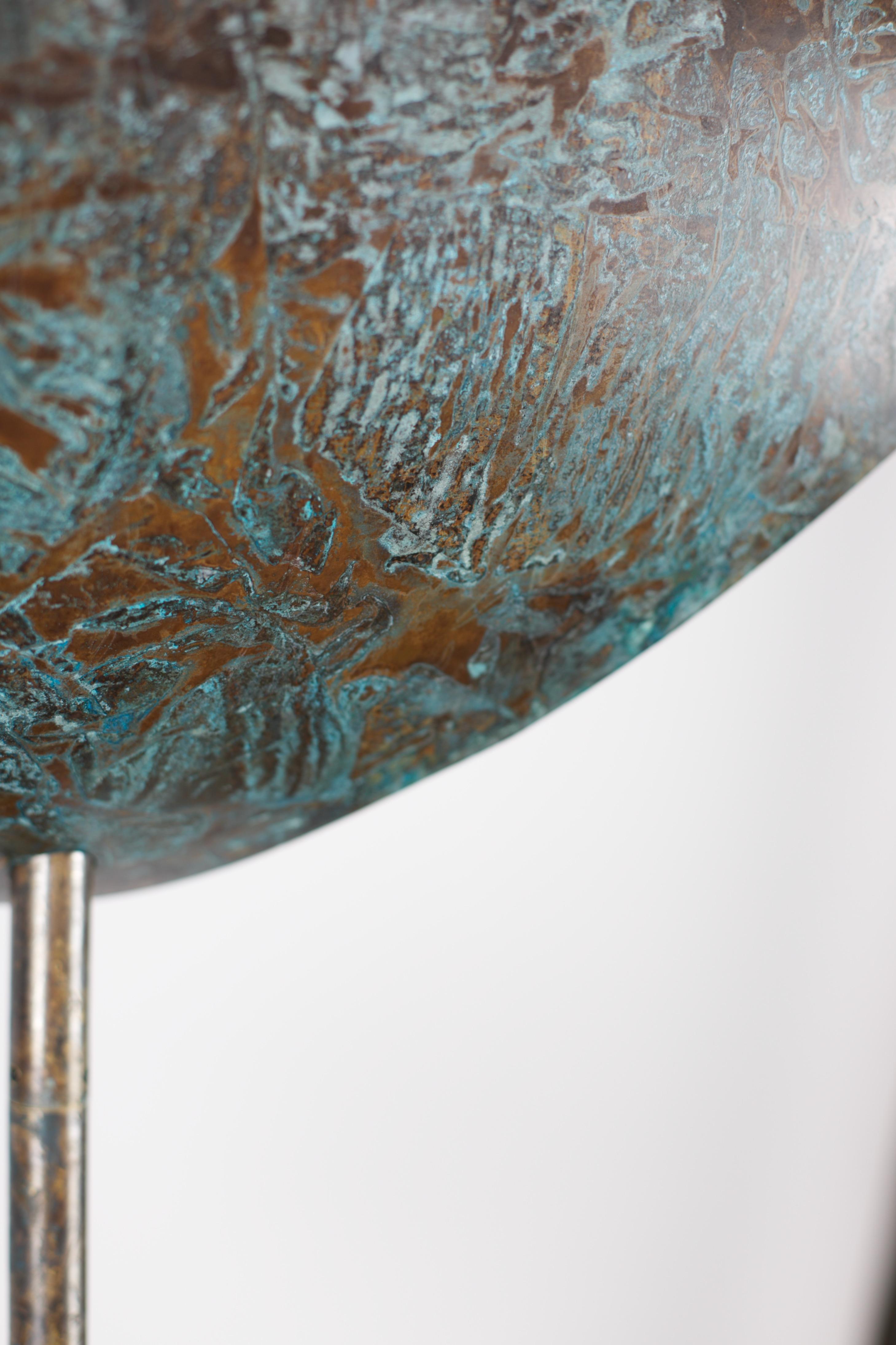 Bonnie Config 1 Zeitgenössischer XL LED-Kronleuchter in Bronze oder Messing mit Skulptur im Angebot 1