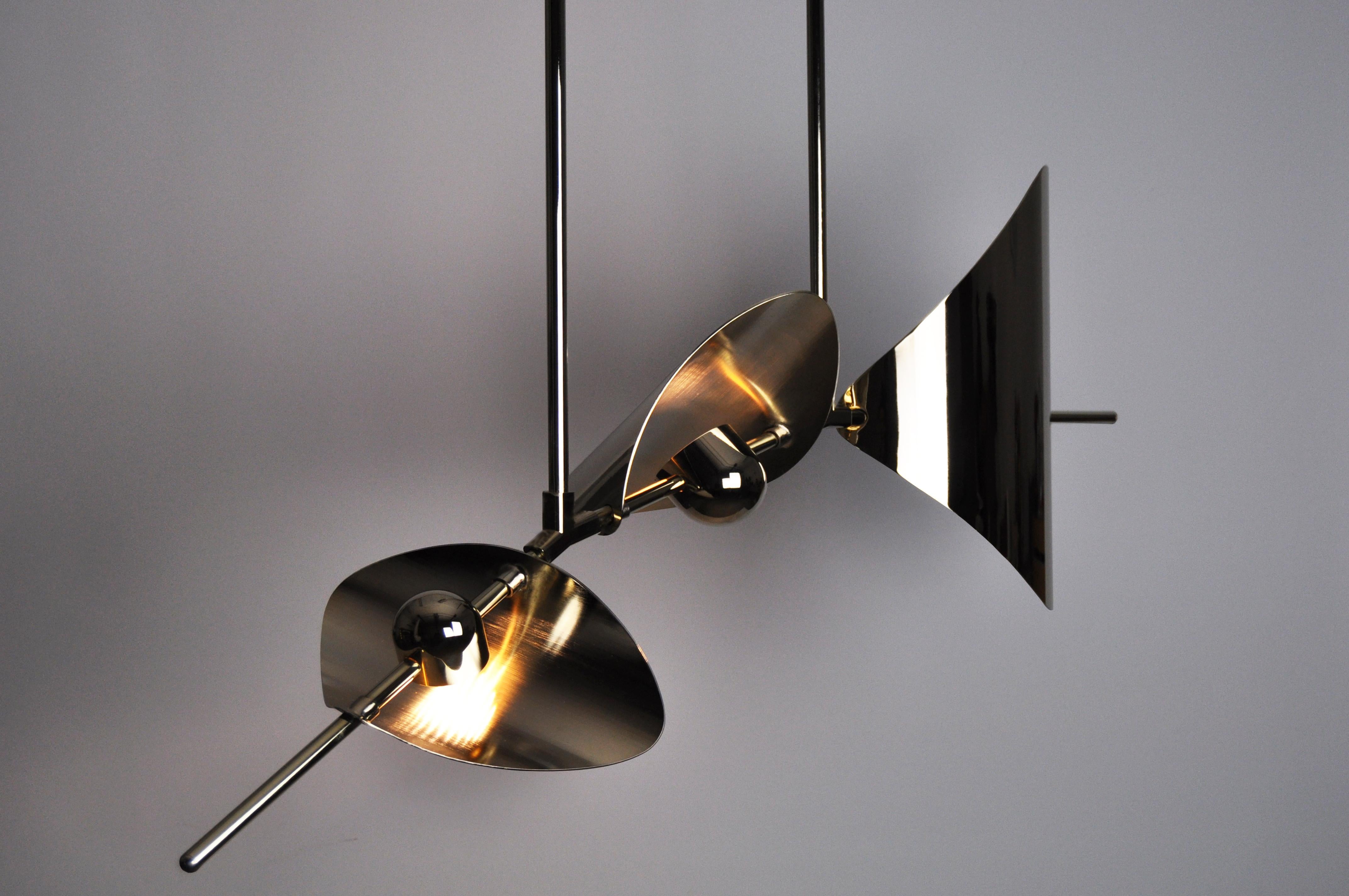 Bonnie Config 2 Zeitgenössischer LED-Kronleuchter, Messing oder Nickel, groß, Art (21. Jahrhundert und zeitgenössisch) im Angebot