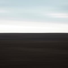 Photographie Bonnie Edelman « Black Sand Beach, Island », Série Scapes, 2017