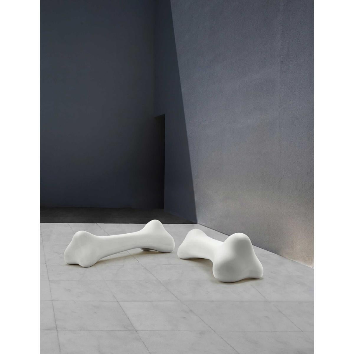 Bonos Bench Outdoor in Ivory Recyclable Polyethylene by Dai Sugasawa In New Condition For Sale In Brooklyn, NY