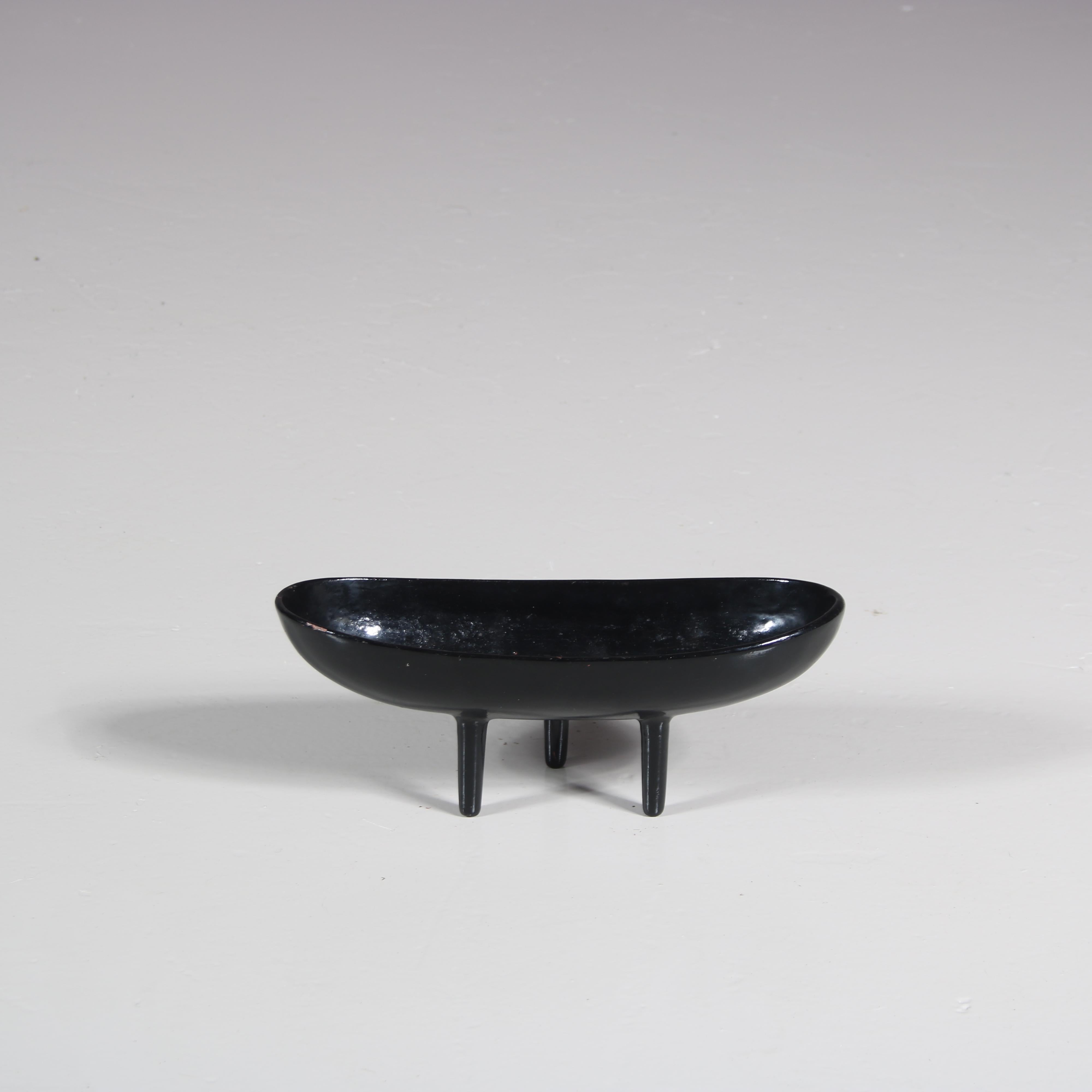 Mid-20th Century Bonsai Planter attributed to Isamu Noguchi, Japan 1950 For Sale