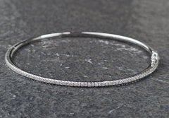 Bony Levy Skinny Pave Diamond stackable Bangle Bracelet 18k White Gold 7.9g