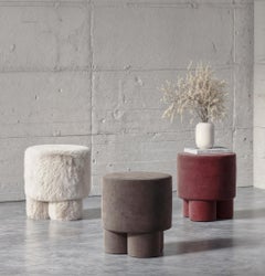 Pouf BOO in velluto marrone di Hermhaus