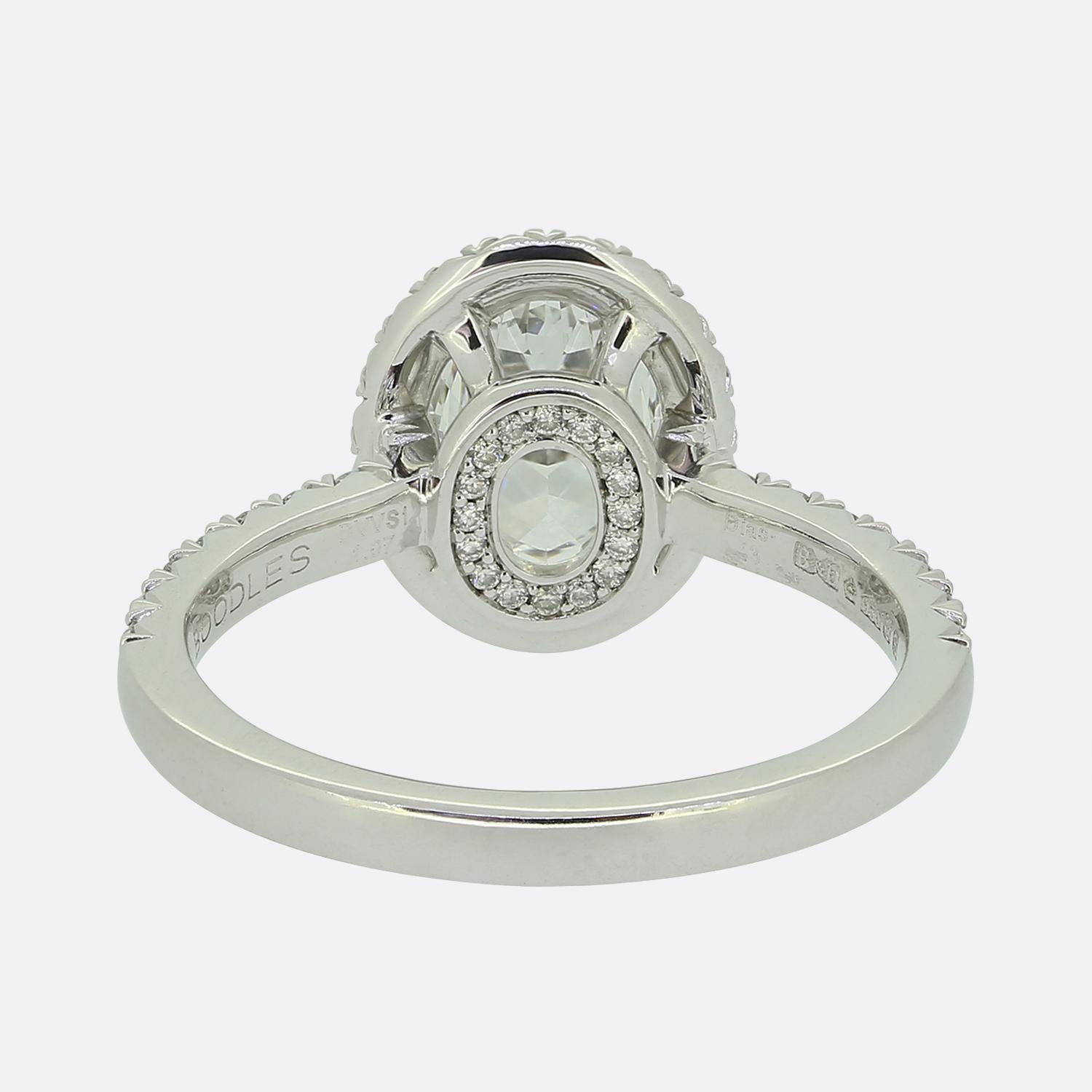 Boodles Verlobungsring mit 1,07 Karat Diamant-Halo im Zustand „Hervorragend“ im Angebot in London, GB