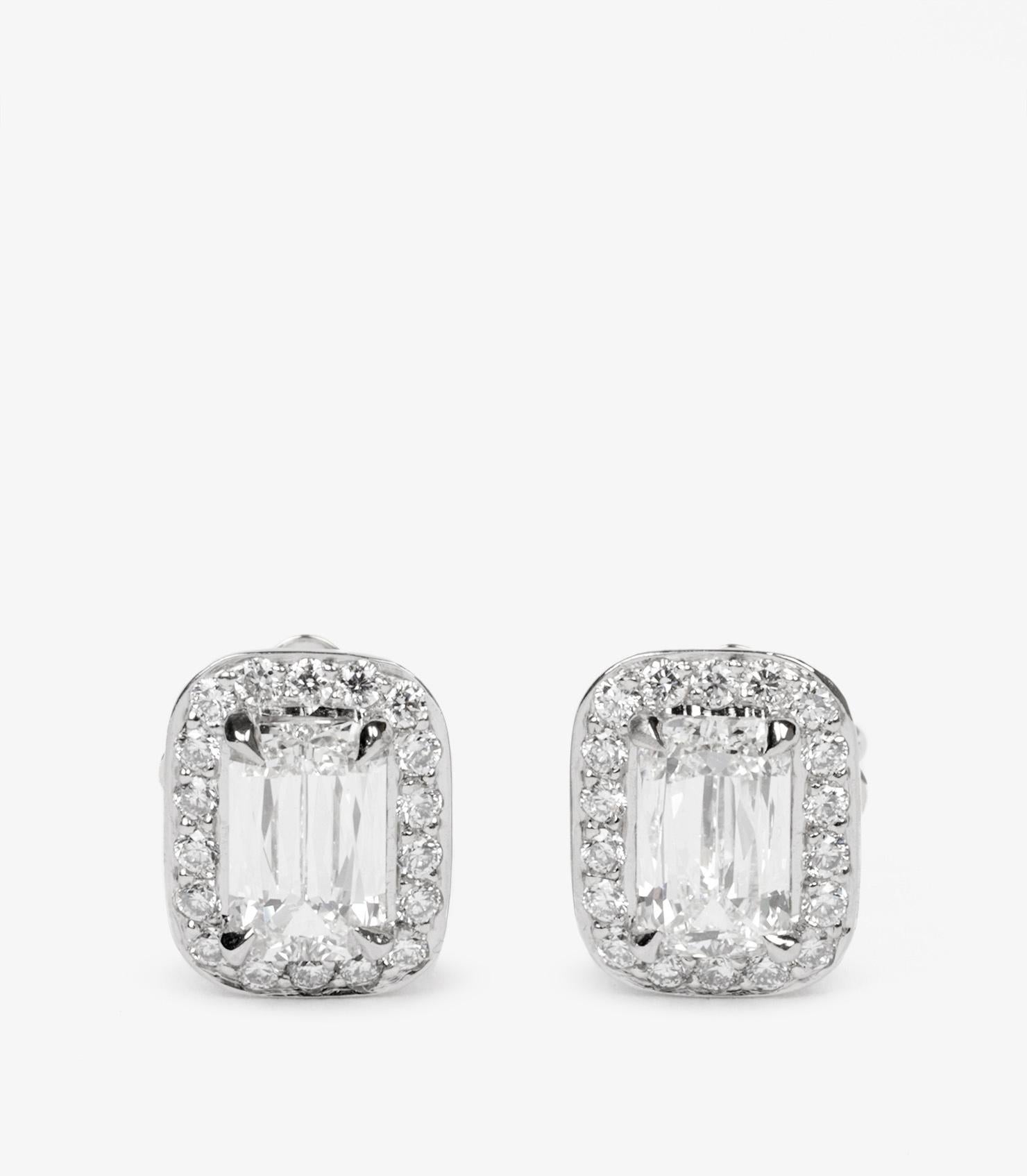 Boodles 1ct Ashoka Cut Diamond Halo Platinum Stud Earrings

Product Details
Xupes Ref: COMJ827
Brand: Boodles
Model: Ashoka Stud Earrings
Type: Earrings
Age: 2014
RRP: £0
Accompanied By: Ashoka Certificate
Material(s): Platinum
Gemstone: