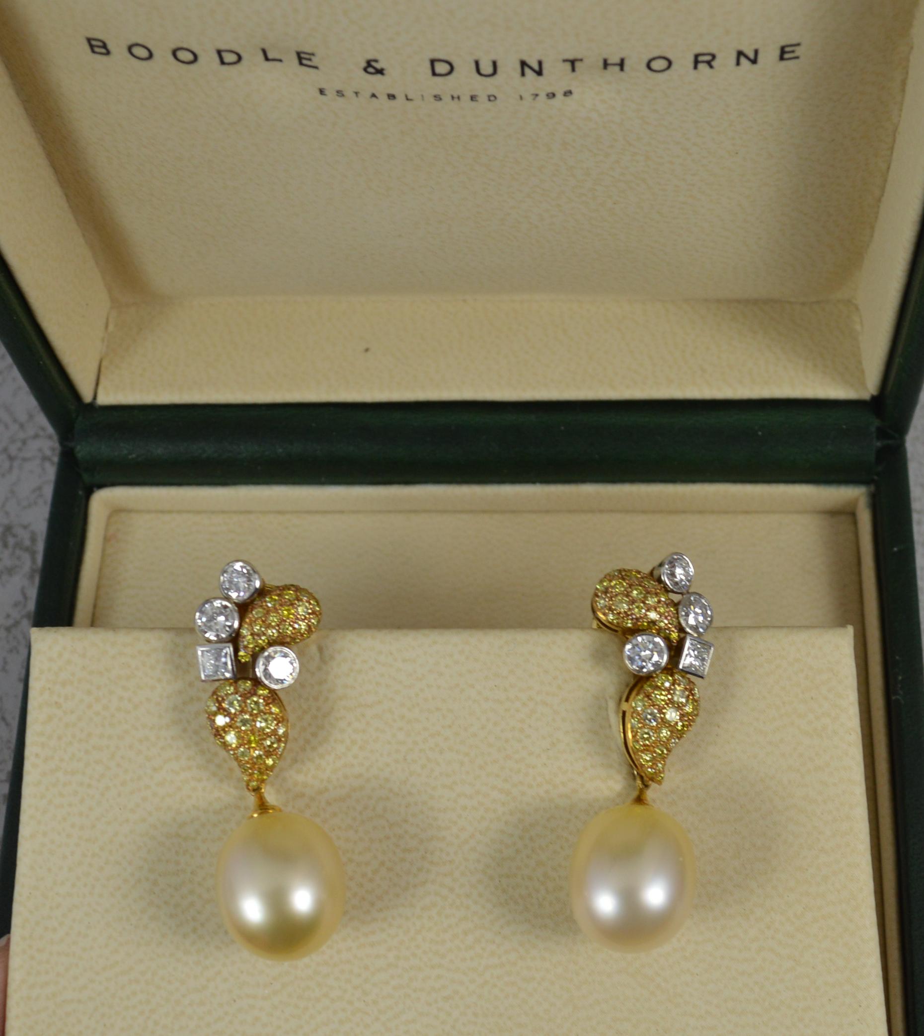 Boodles 2,79 Karat VS1 Diamant und Perle 18 Karat Gold Tropfen-Ohrringe im Zustand „Hervorragend“ im Angebot in St Helens, GB