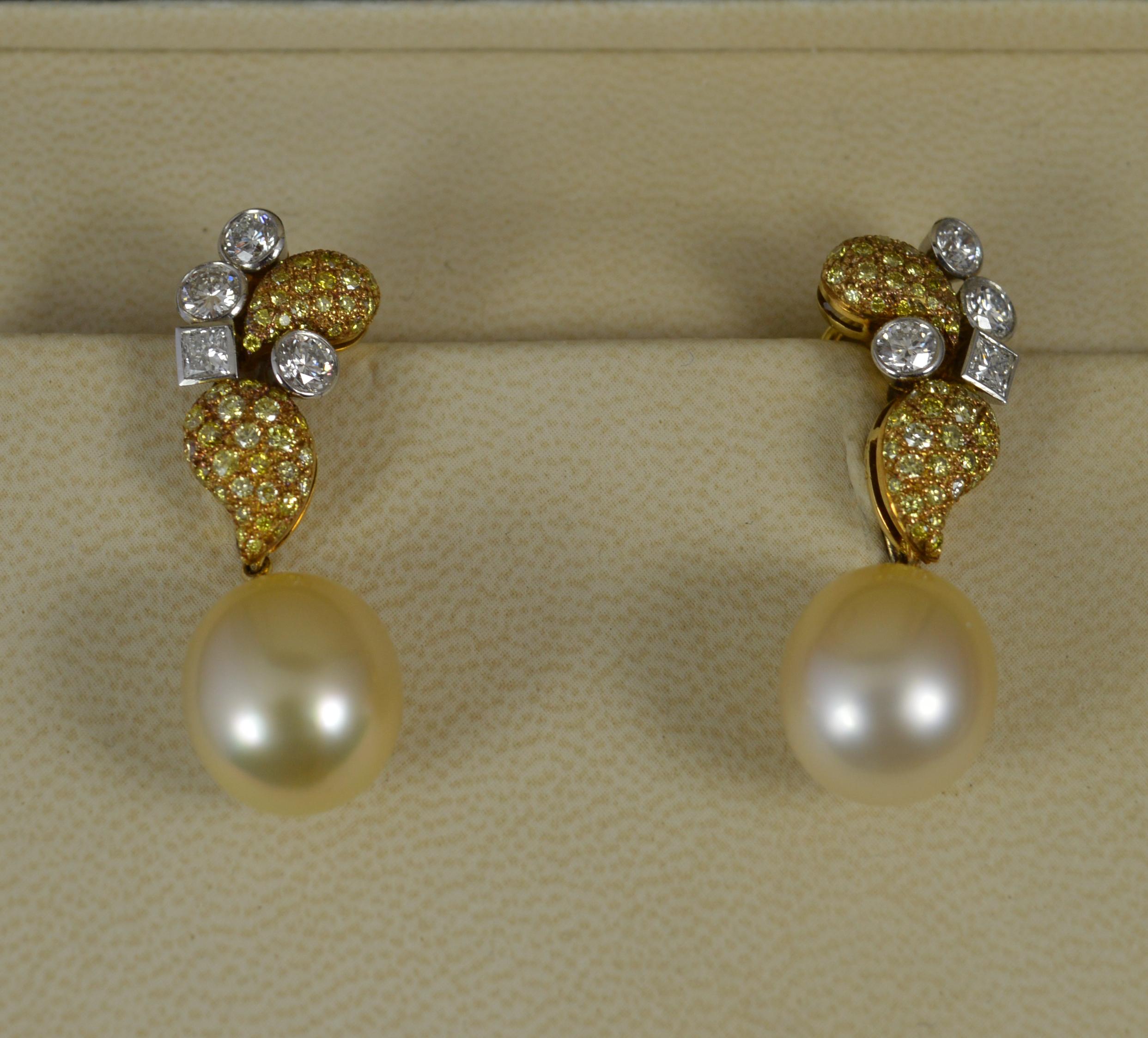 Round Cut Boodles 2.79ct VS1 Diamond and Pearl 18ct Gold Drop Dangle Earrings For Sale