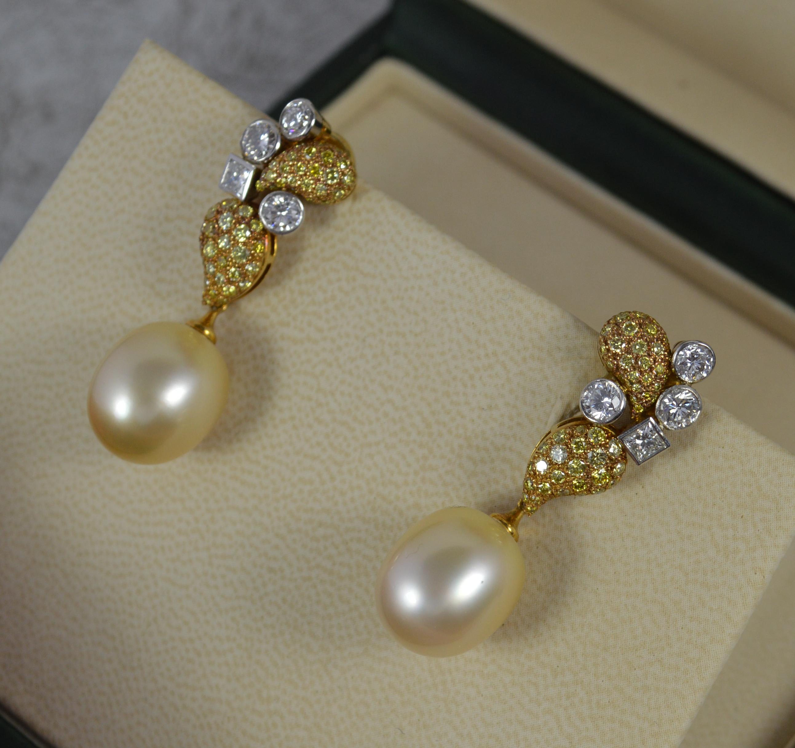 Boodles 2.79ct VS1 Diamond and Pearl 18ct Gold Drop Dangle Earrings In Excellent Condition For Sale In St Helens, GB