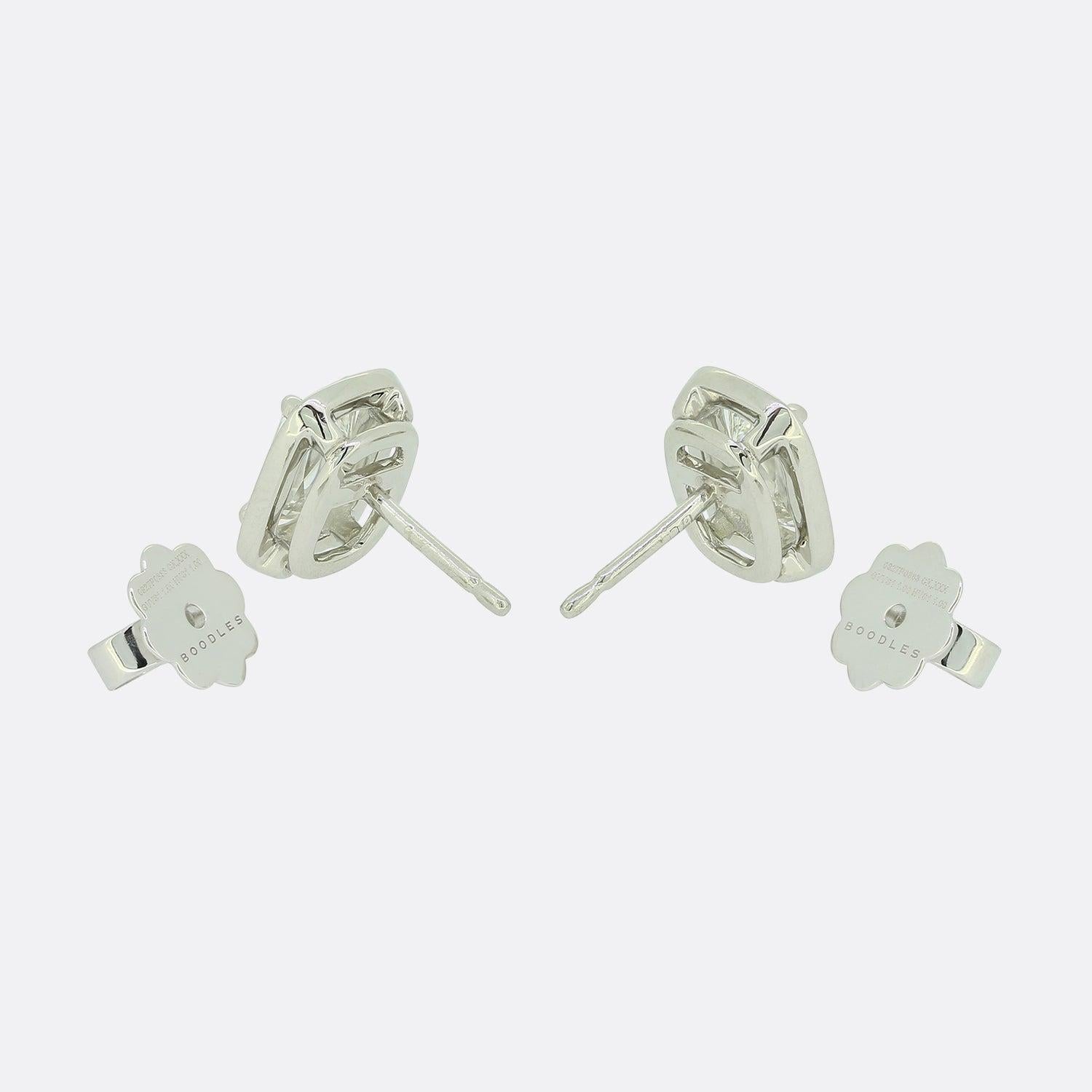 Boodles Pendientes de diamantes talla Ashoka de 2,0 quilates Corte brillante en venta