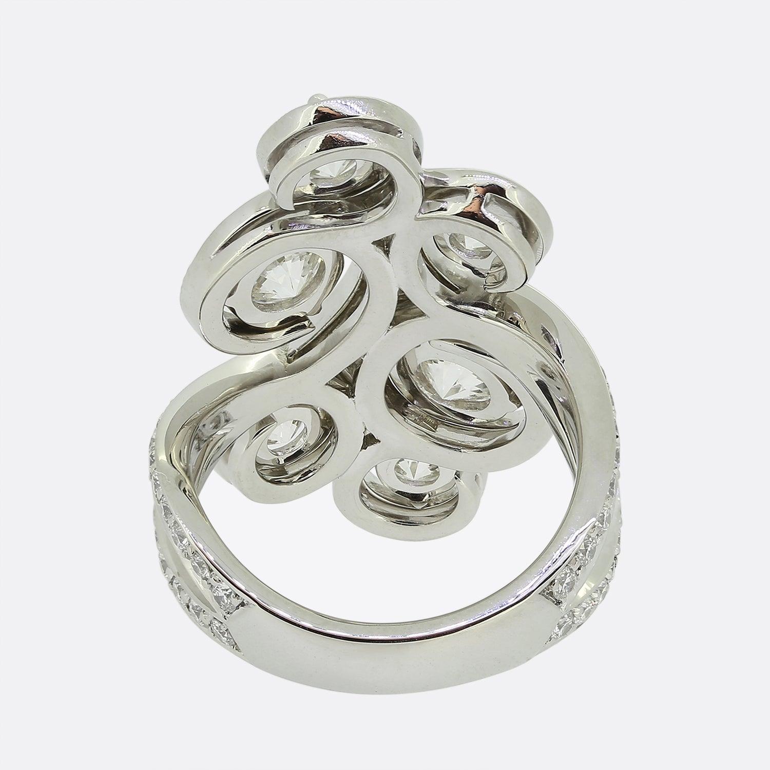 Boodles Diamond Ripple Ring In Excellent Condition For Sale In London, GB