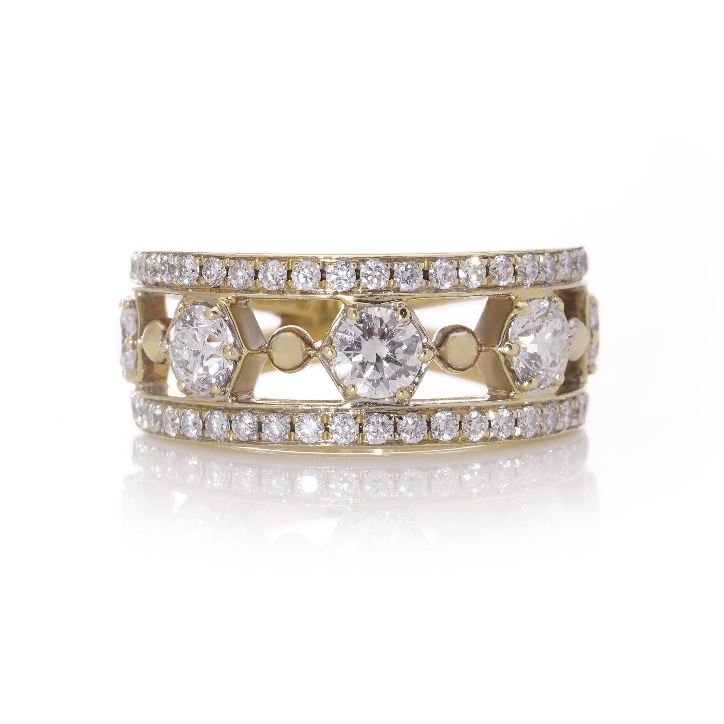 Boodles & Dunthorne 18kt. gold band ring with 1.46 cts of diamonds For Sale 2